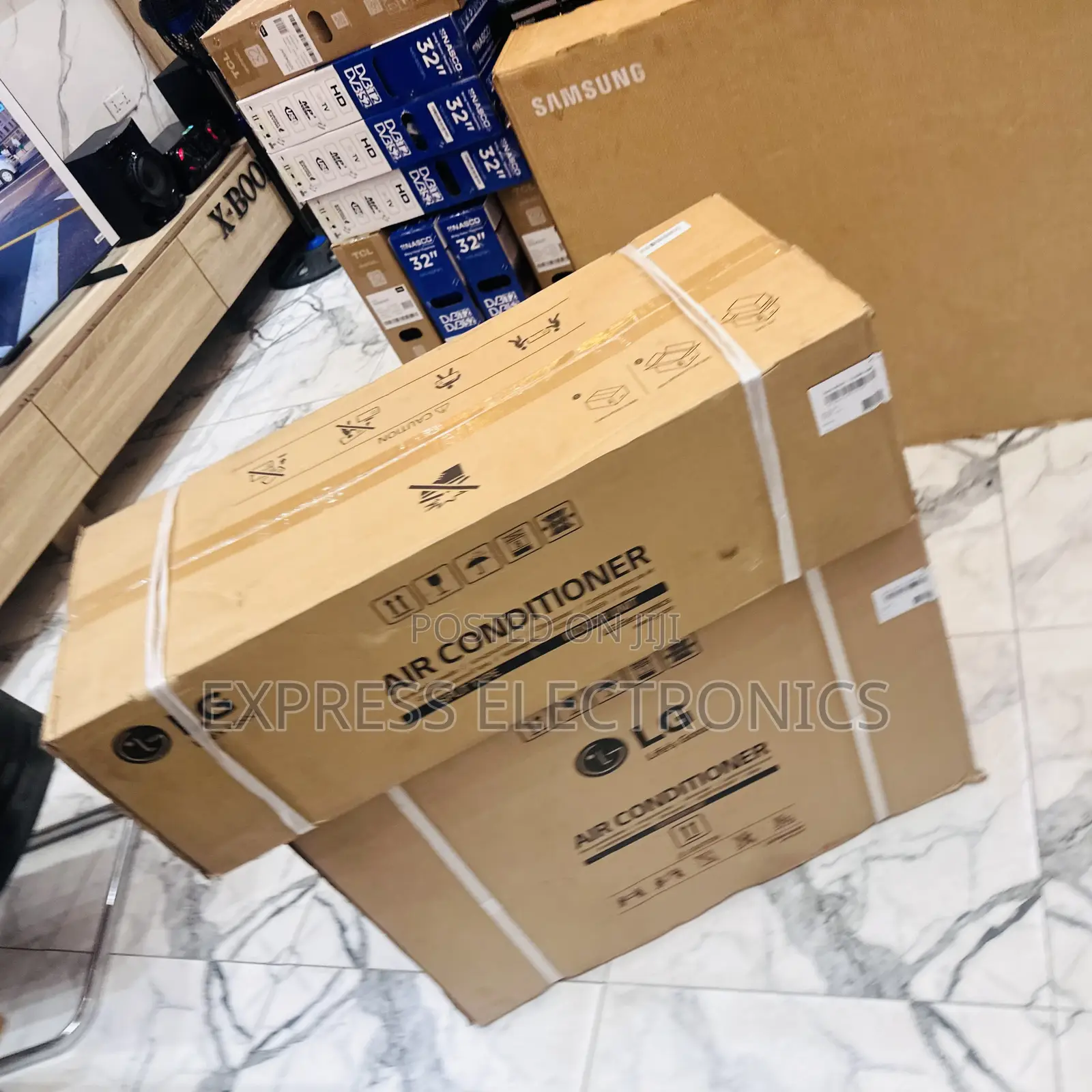 LG Air Conditioner Split R410 Gas White 1.5hp 