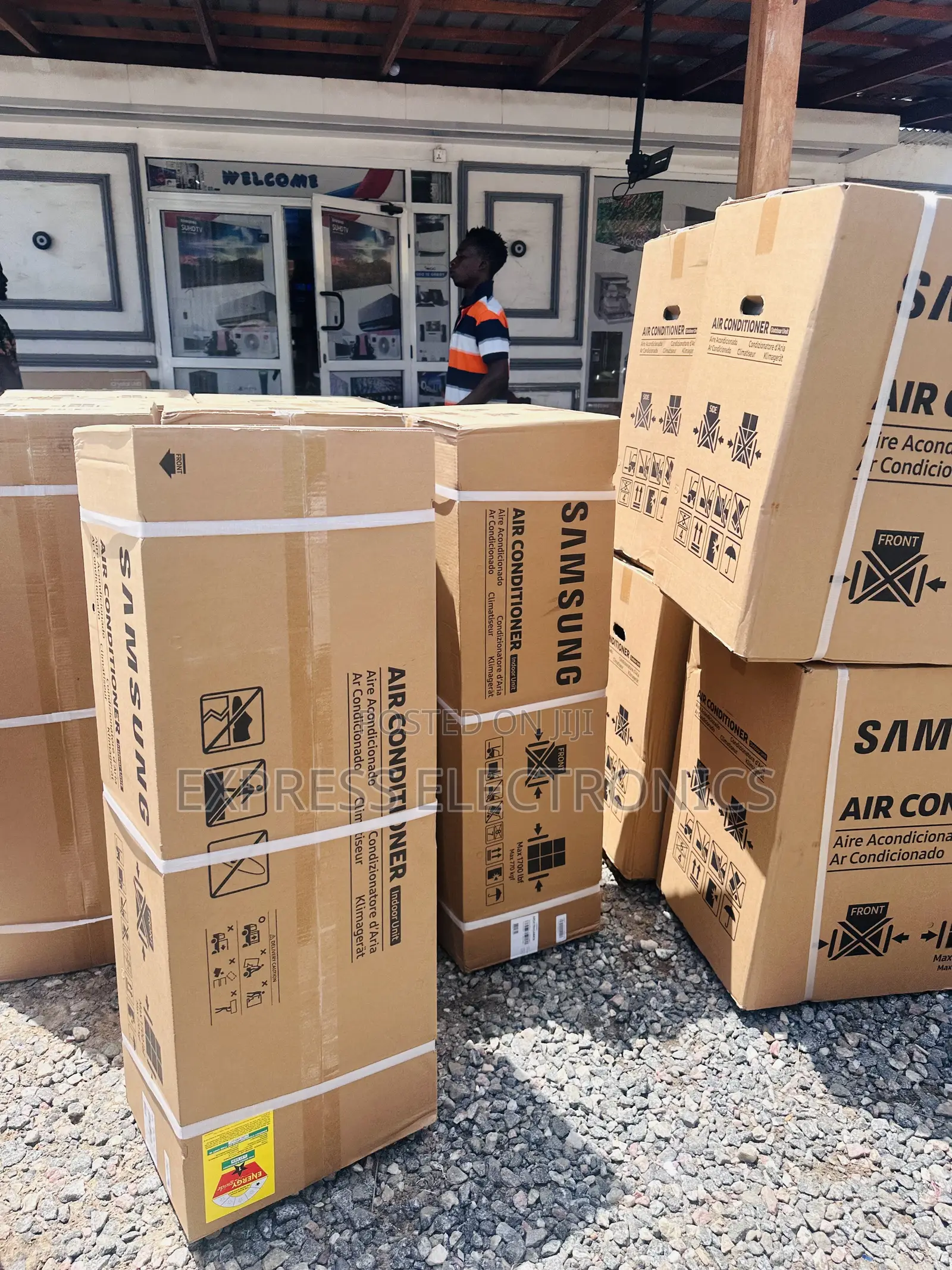 Samsung 2.0hp Air Conditioner  R410 Gas