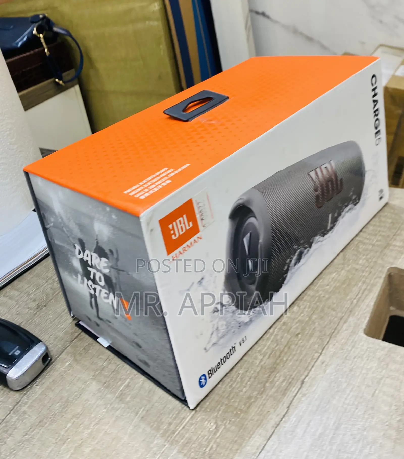 40watt JBL Charge 5 Portable Bluetooth Speaker(Gray).