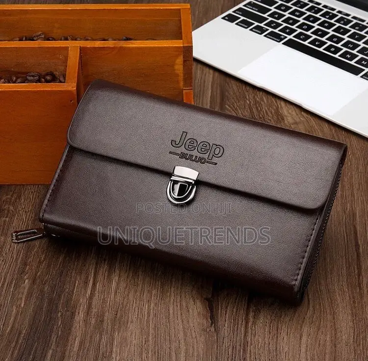 Men’S Leather Pouches