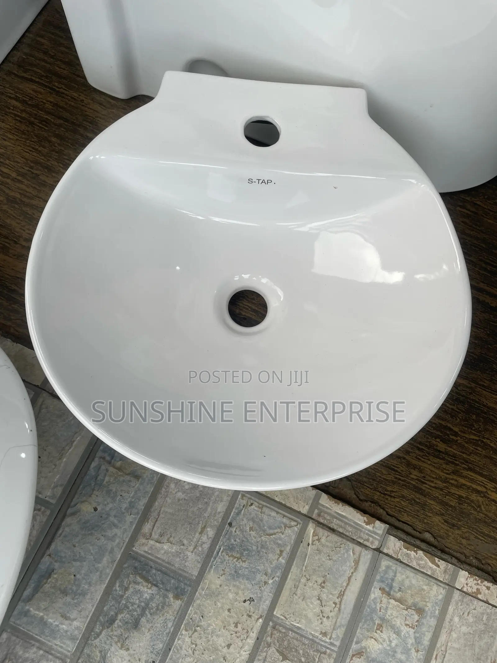 Floating Wash Hand Basin