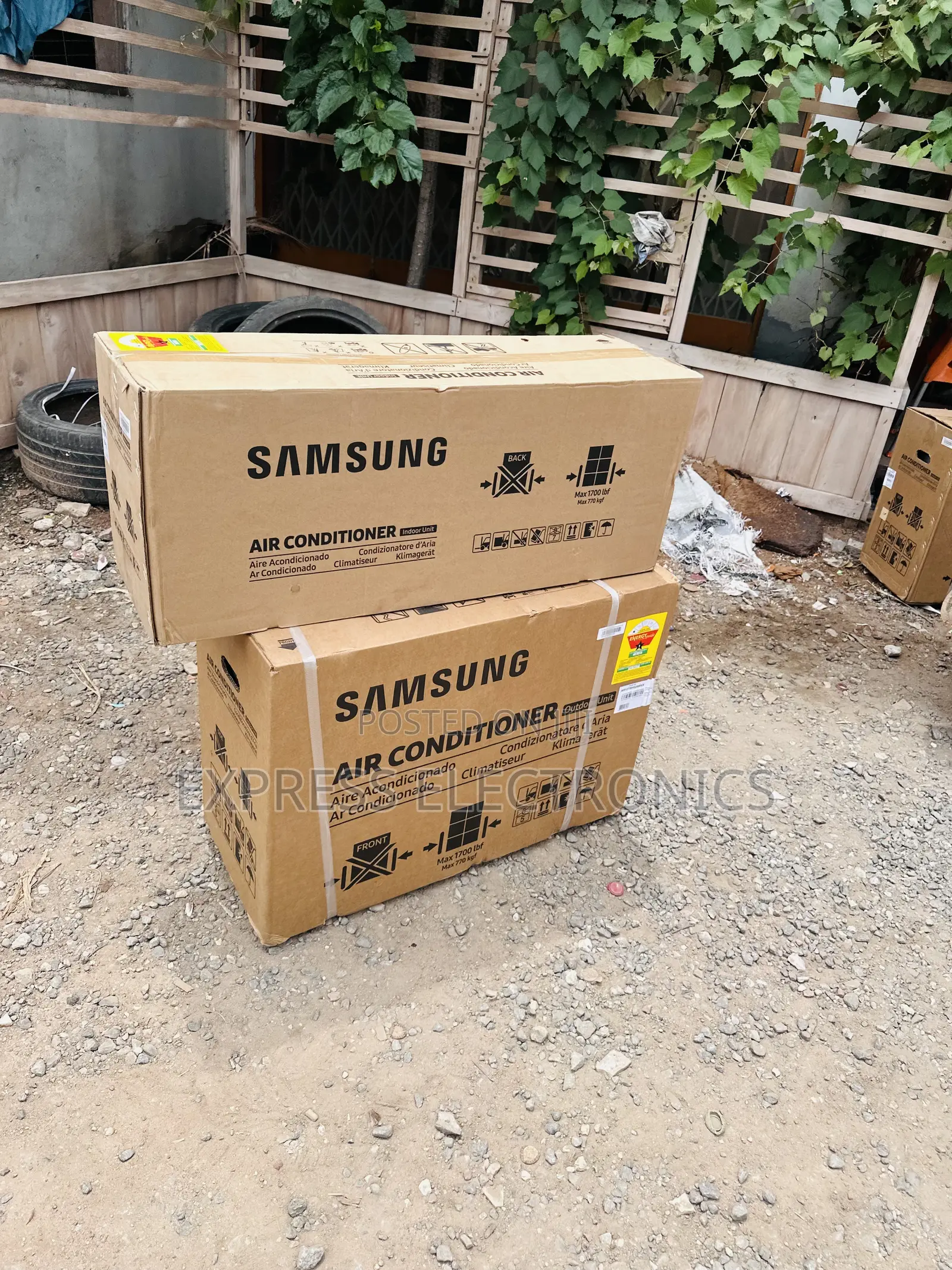 Samsung Fast Cooling Spit R410 Gas 1.5hp Air Conditioner