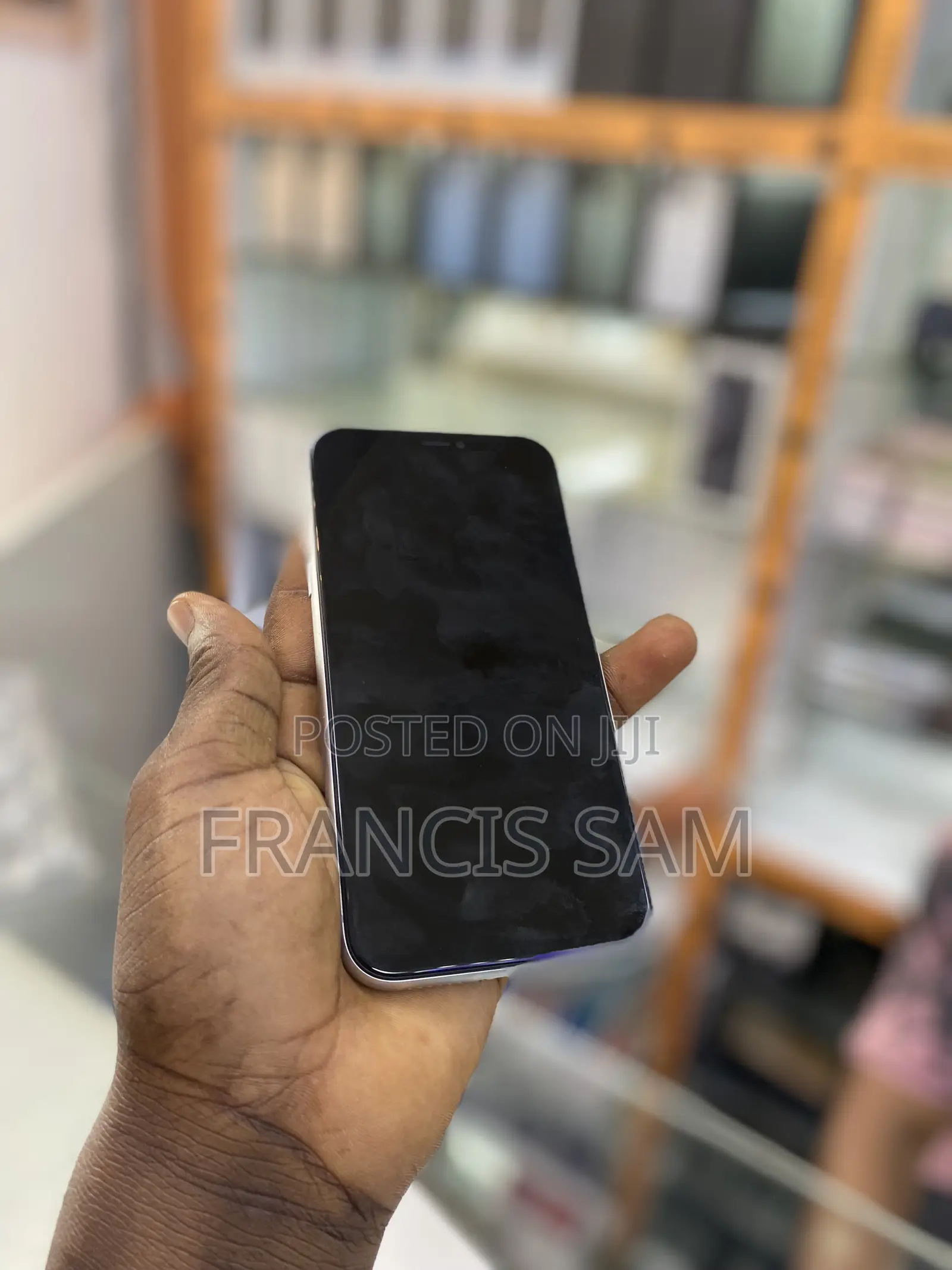 New Apple iPhone 11 128 GB Purple