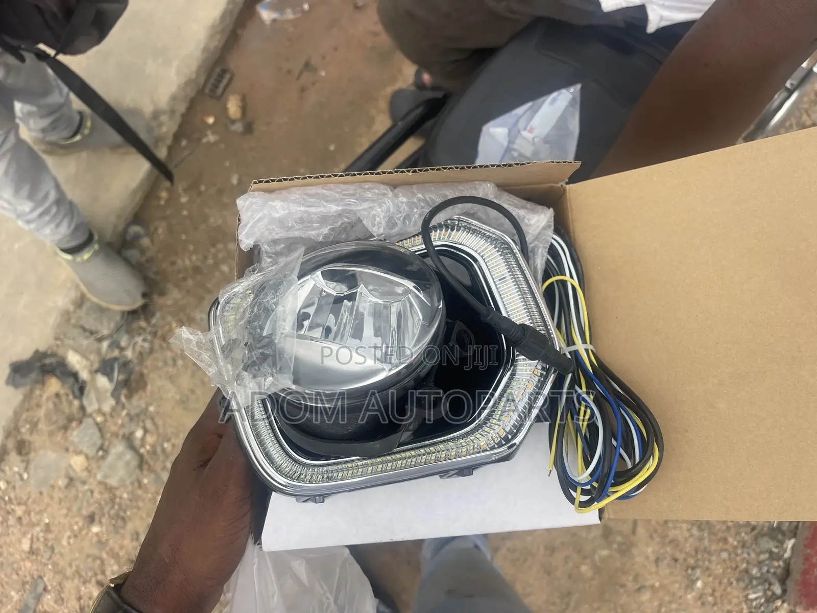 Toyota Tacoma Led Foglight and Cover