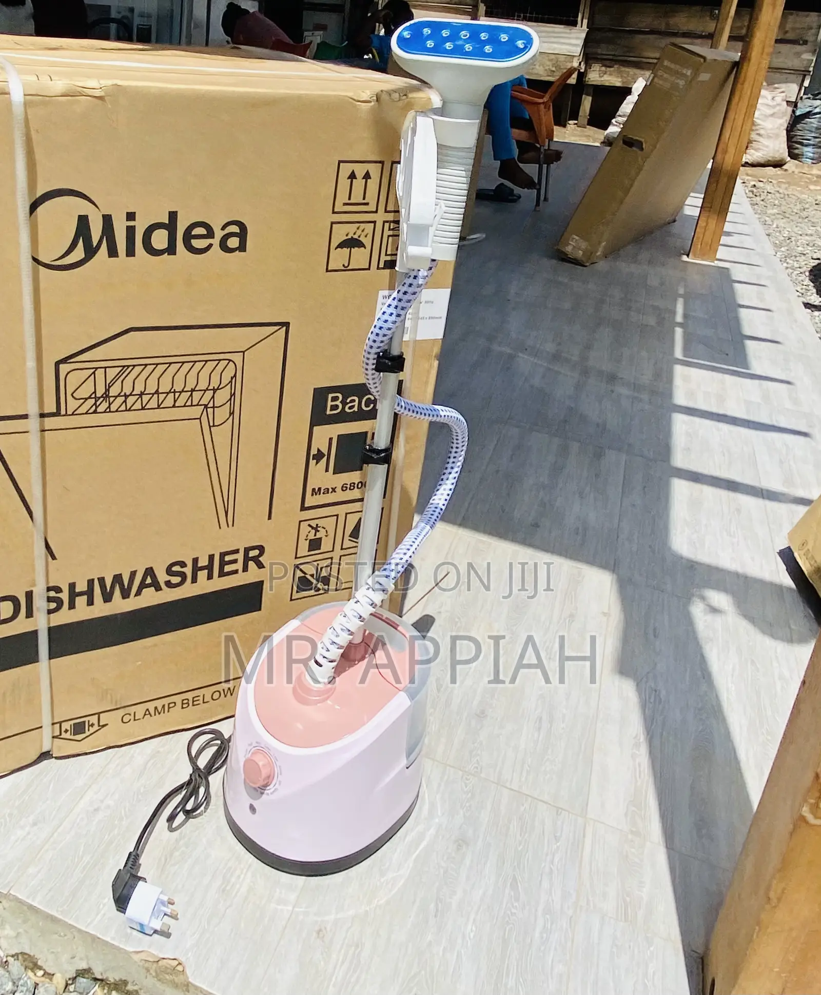 Well Design SC-618 2000watt Garment Steamer(1.7ltr).