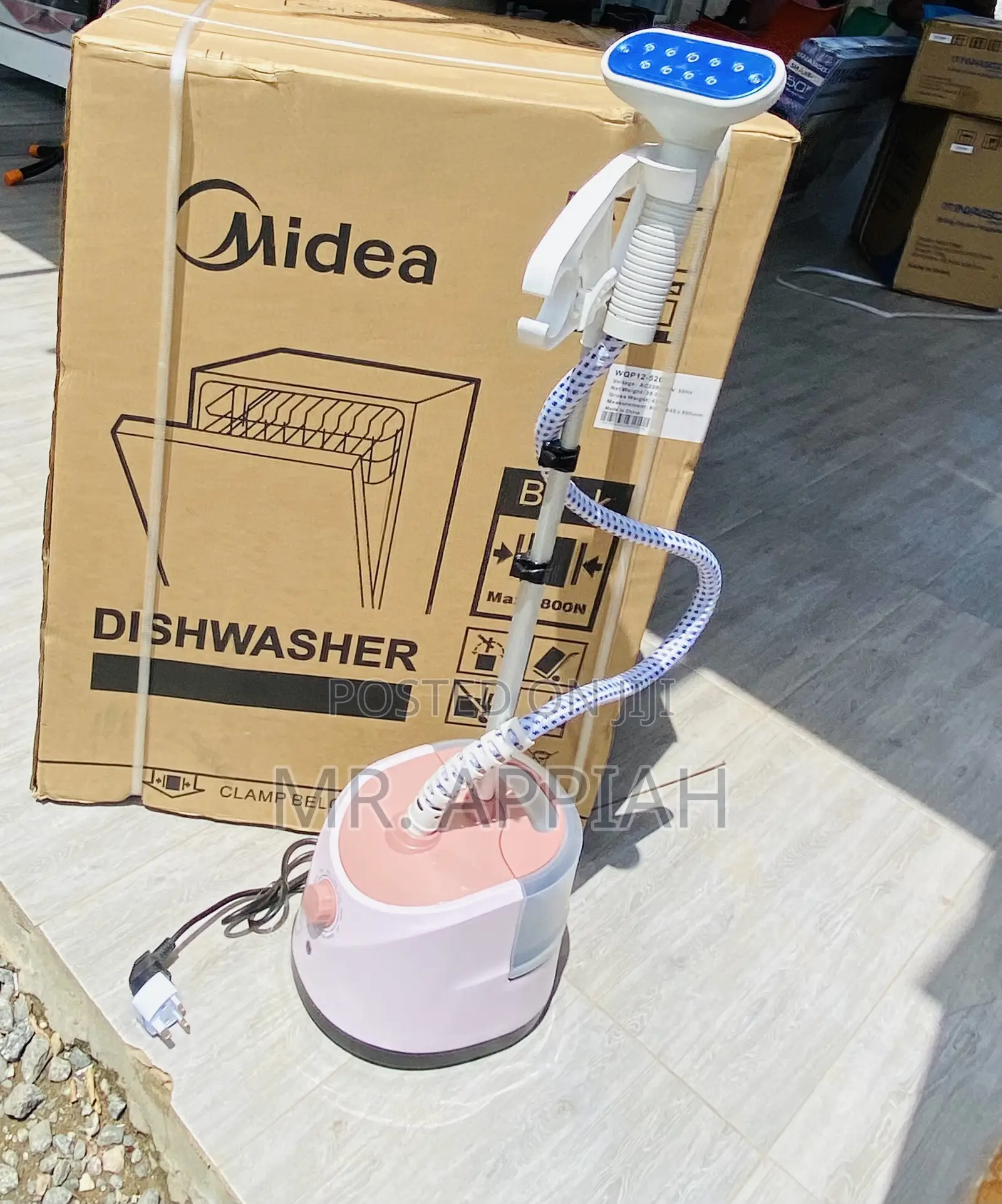 Brand New SC-618 Electric Garment Steamer(Pink).