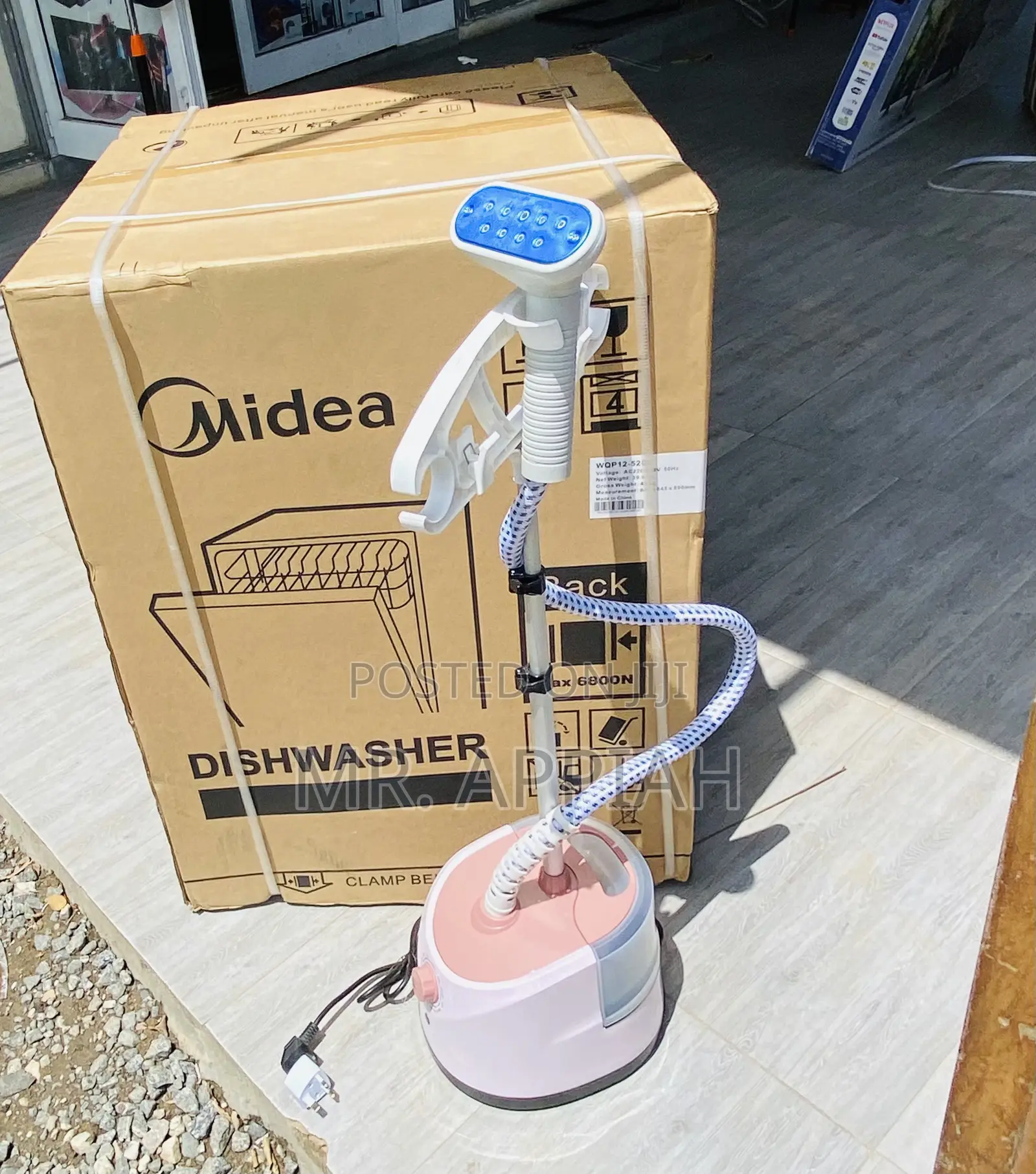 Well Design SC-618 2000watt Electric Garment Steamer(Pink).