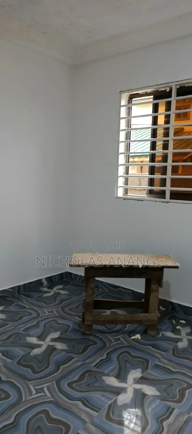2bdrm Apartment in Dorns Properties, New Town for rent