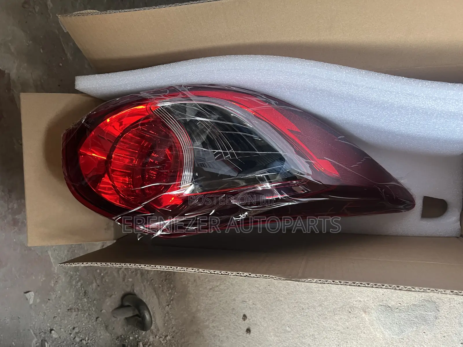 Mazda CX-5 2013 Taillight