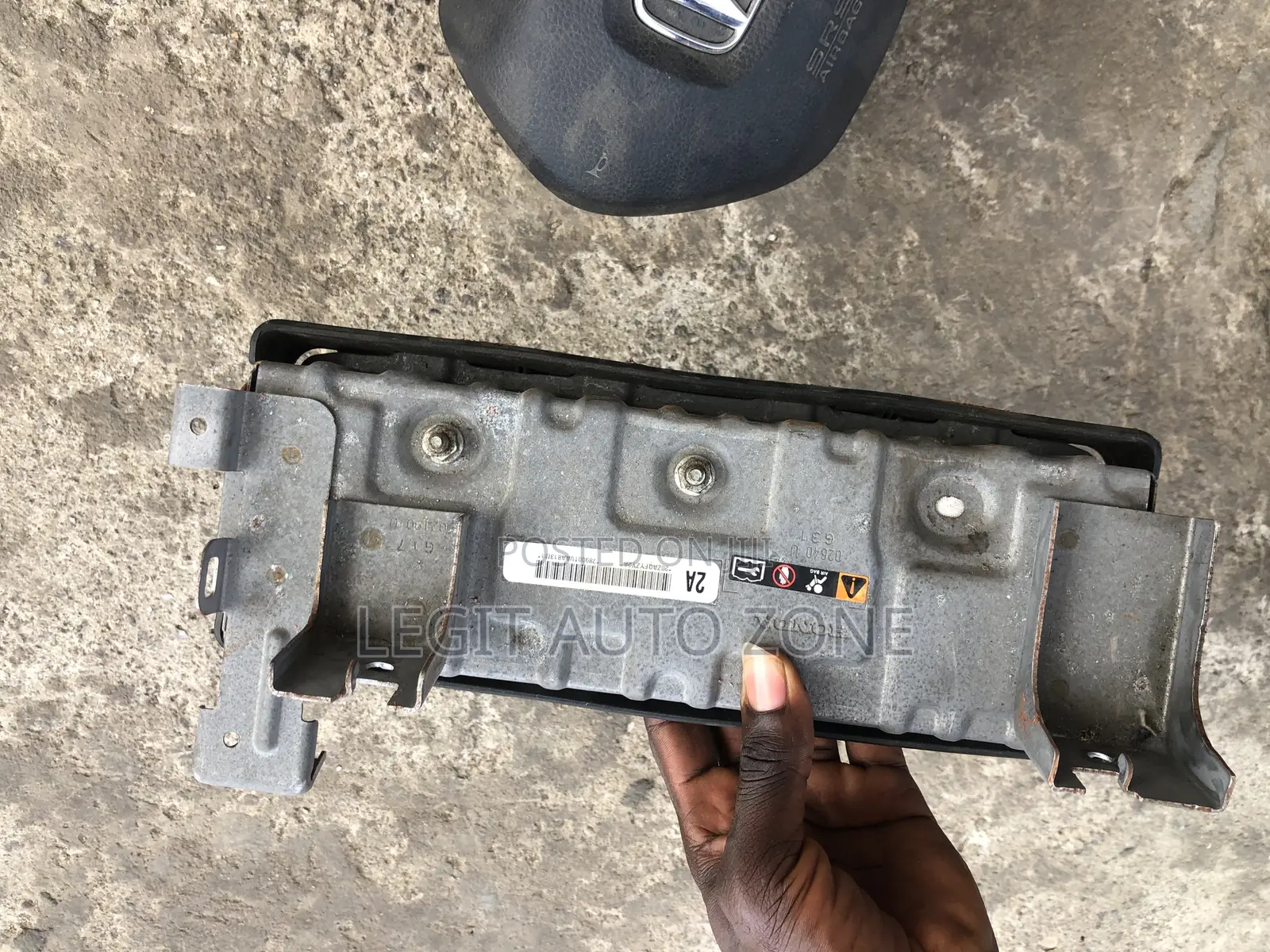 Honda Accord 2018,2019,2020 Kneeling Airbag