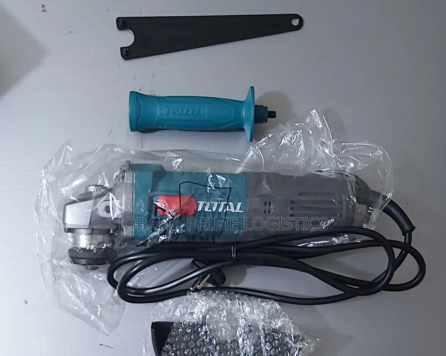 Total 900W Angle Grinder 125mm