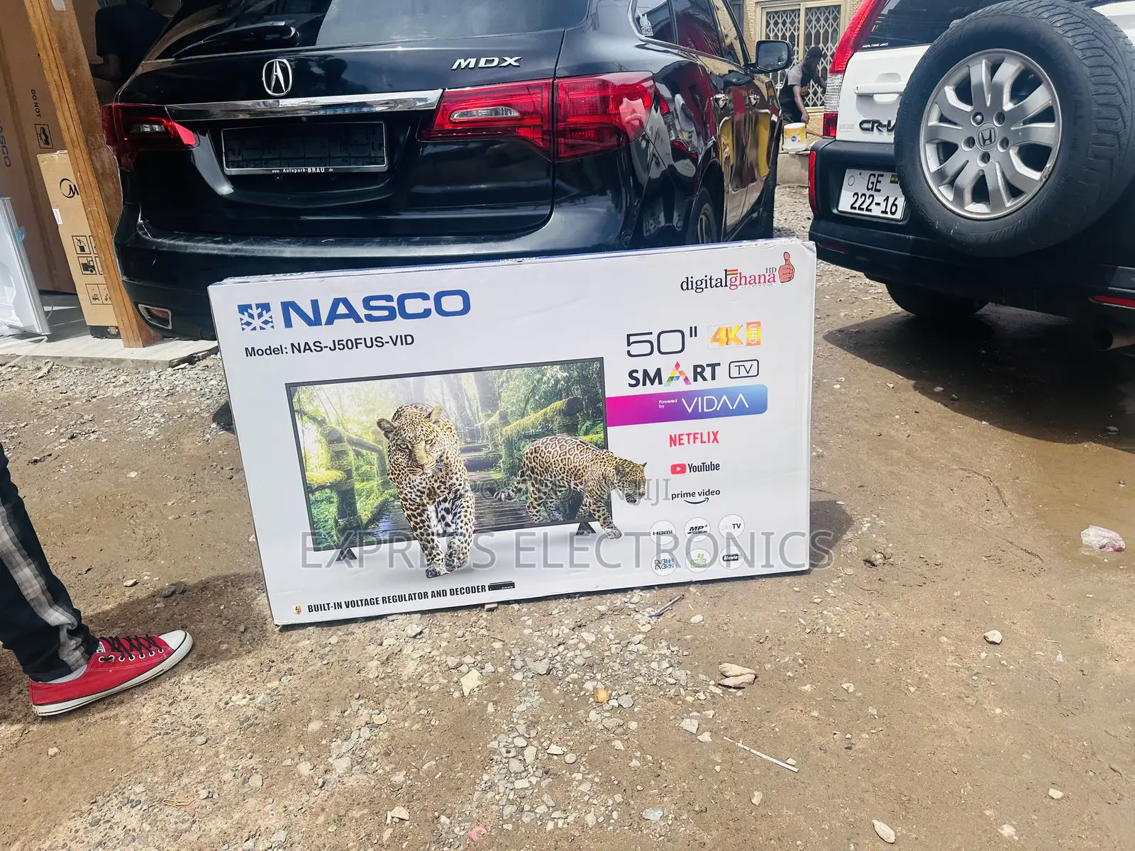 Narrow Slim Uhd Smart Nasco 50”