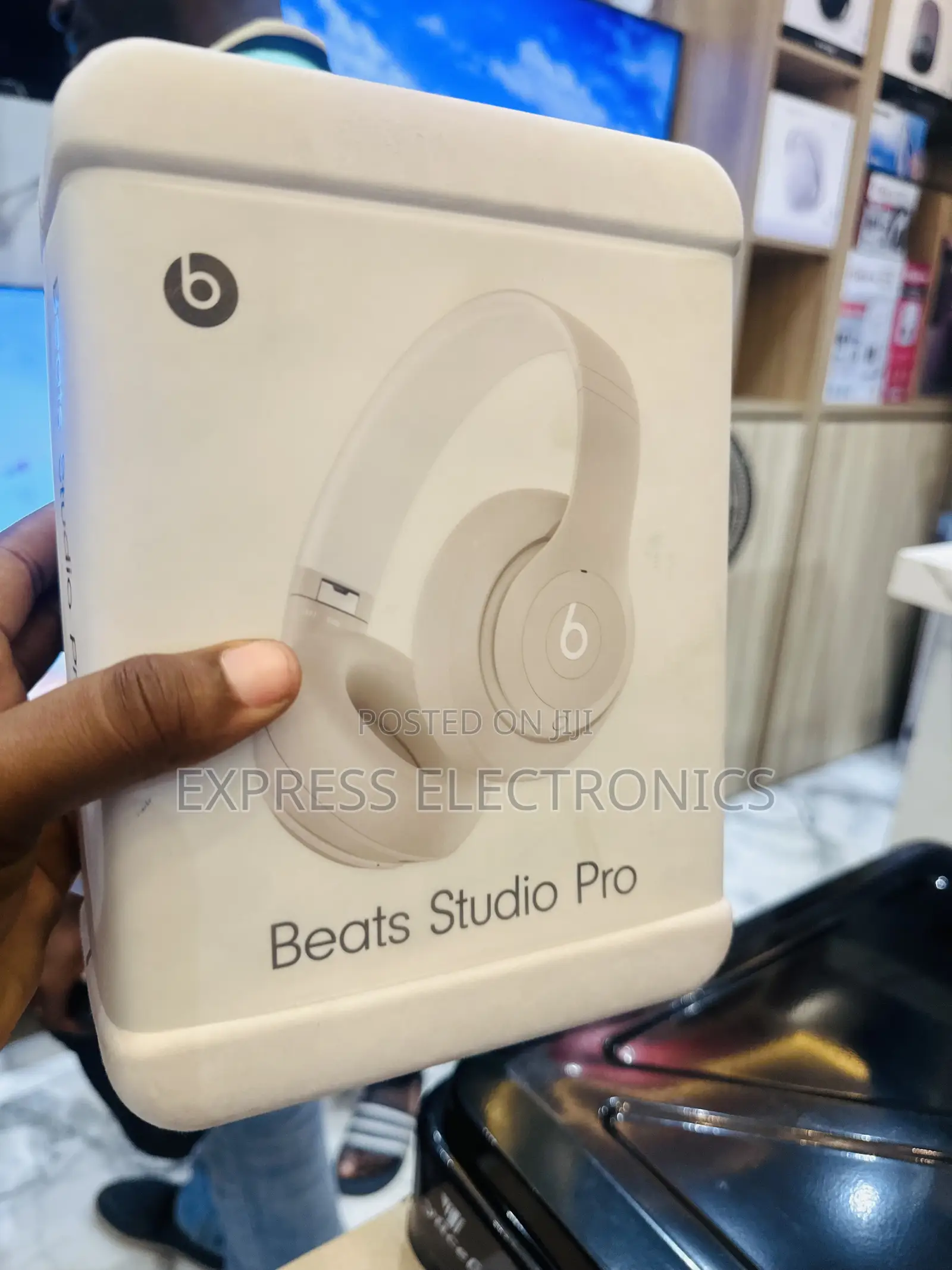 Beats Studio Pro