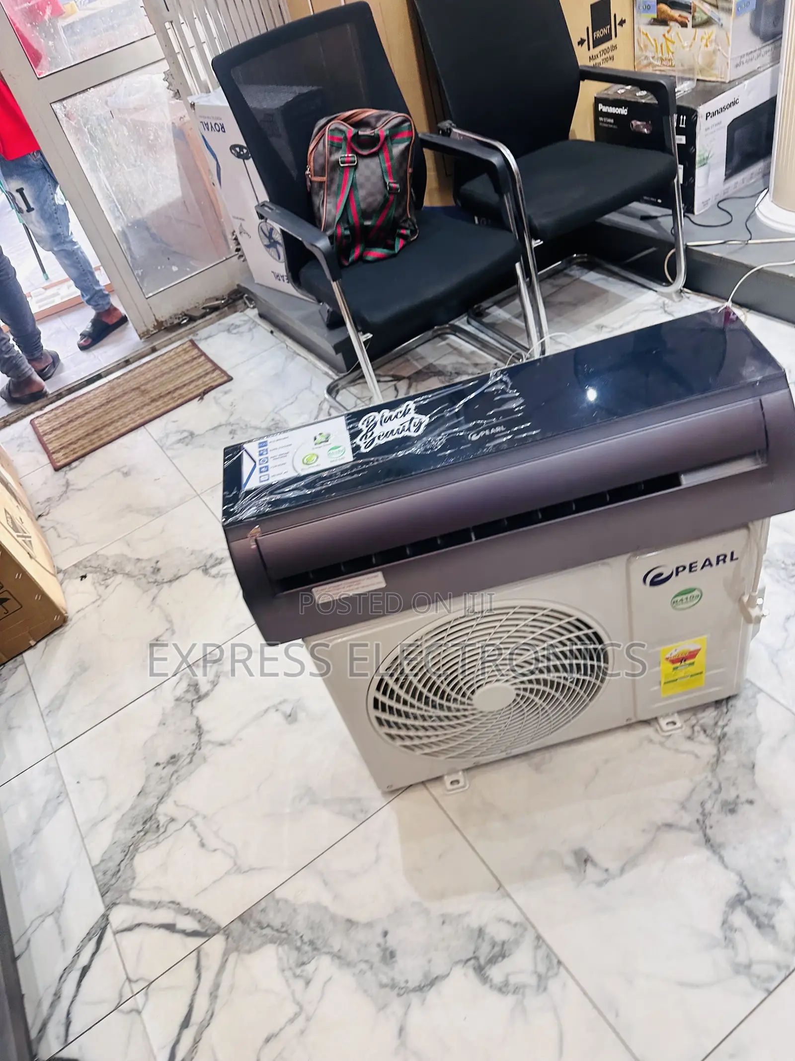 Pearl Black Air Conditioner Split R410 Gas 1.5hp AC 