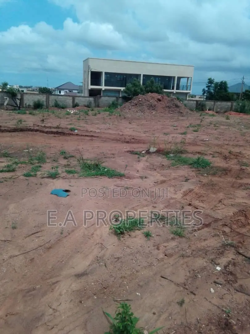 Litigation Free Land