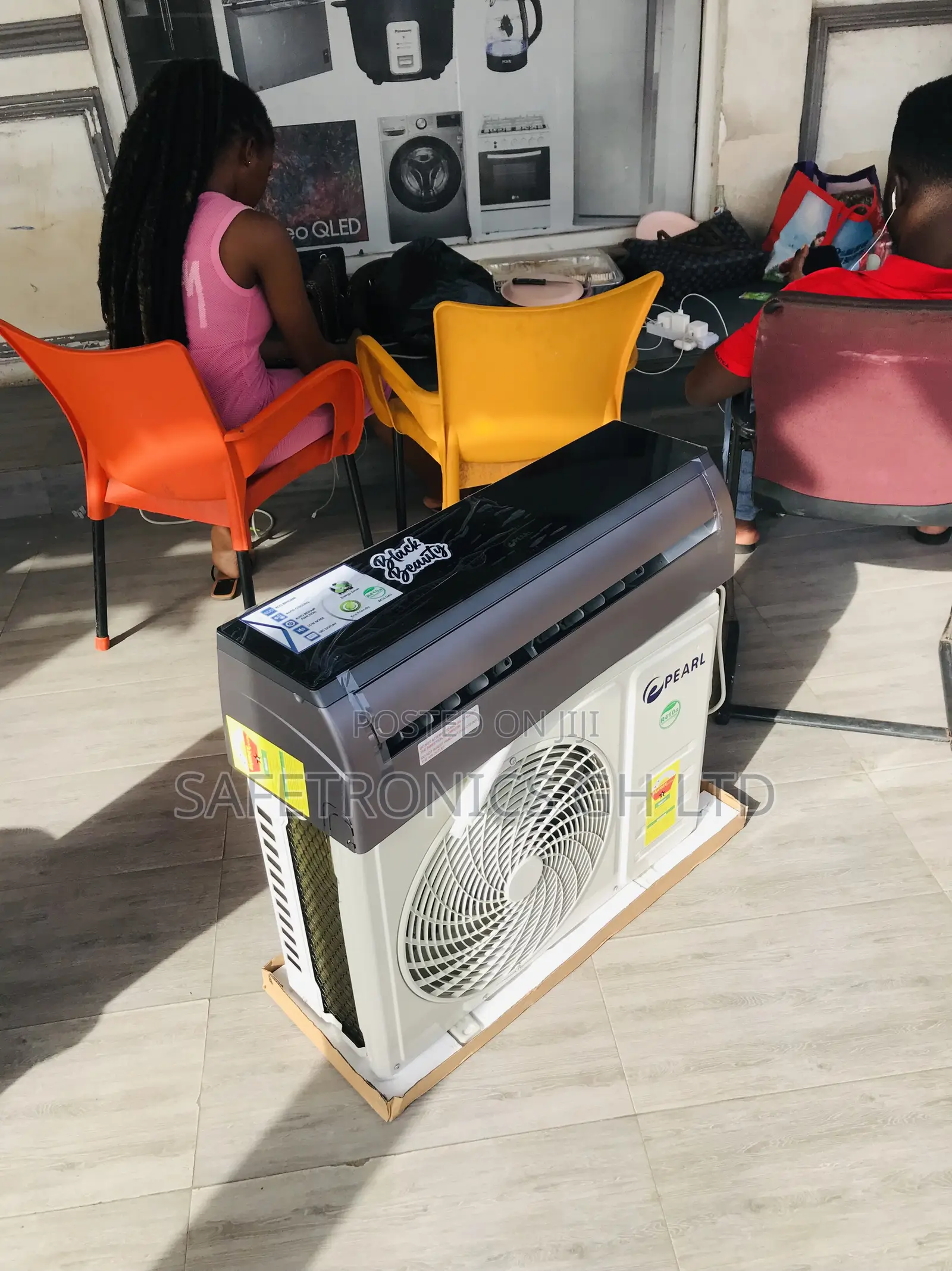 Electric Pearl Black 1.5hp Split R410 Gas Airconditioner