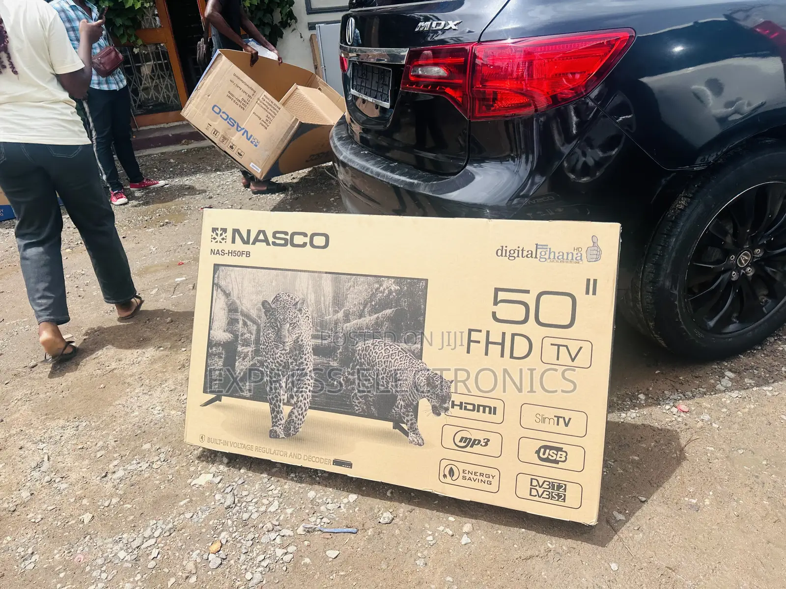 True Cinema Experience FHD Satellite Nasco 50”