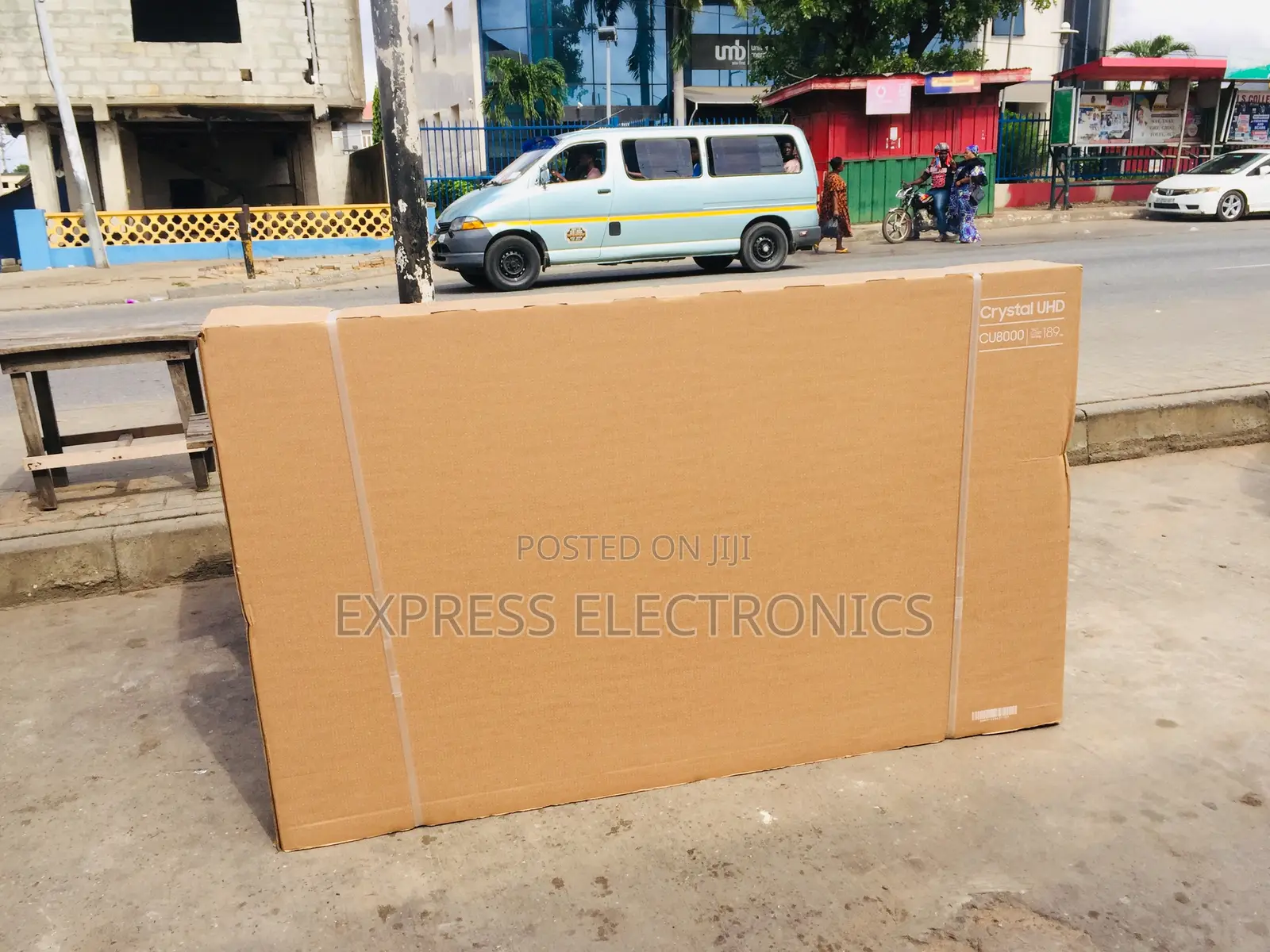 Samsung Glossy Slim Uhd Smart 75”Cu7000