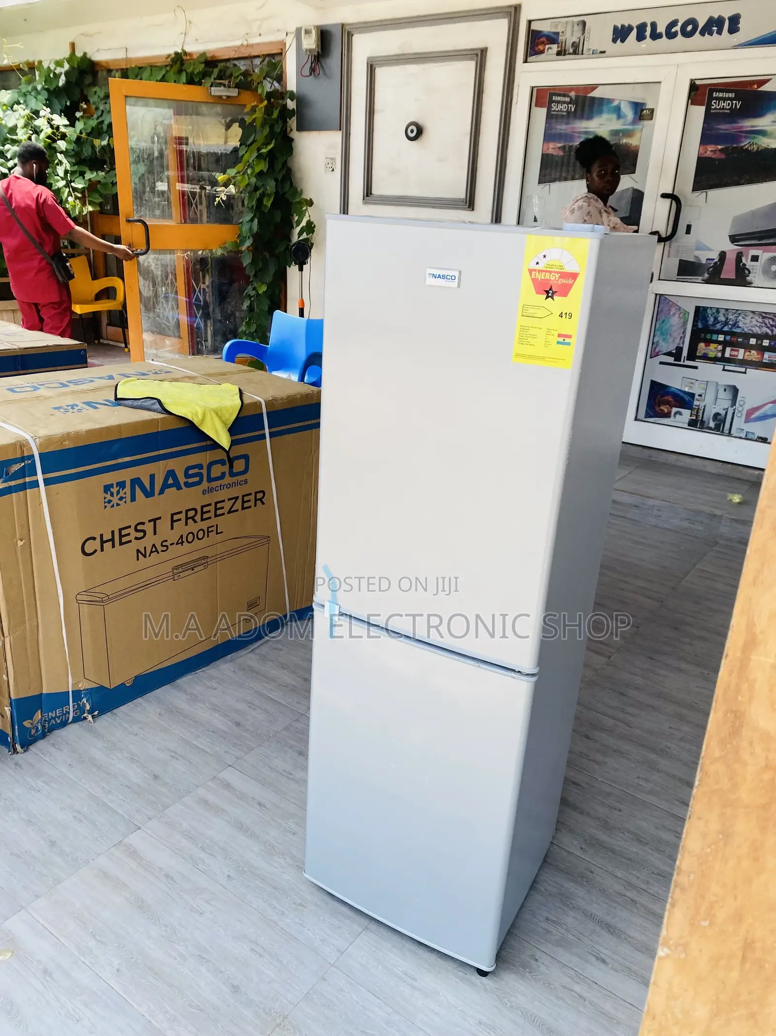 Bottom Freezer Nasco Nasd2-20 2 Door Electric Fridge.