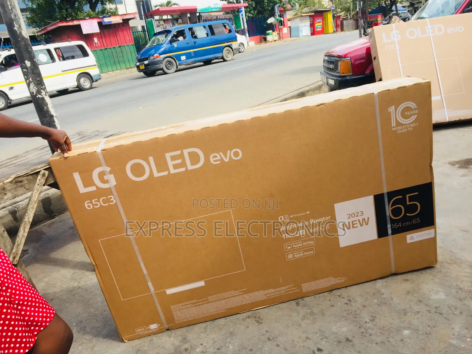 UHD Smart OLED LG Television  65”C36