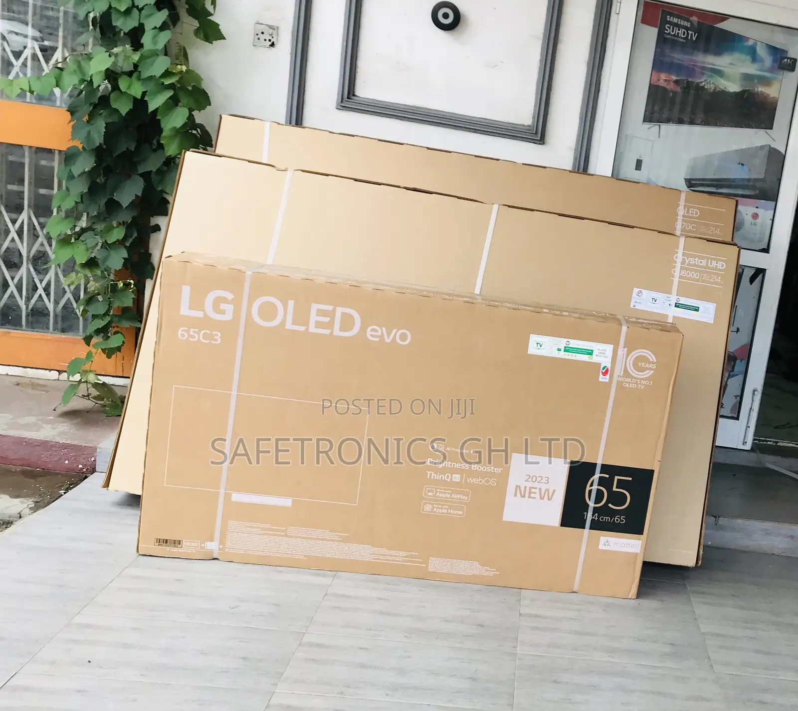 UHD OLED 65 Inches Glossy Smart Crystal LG Tv