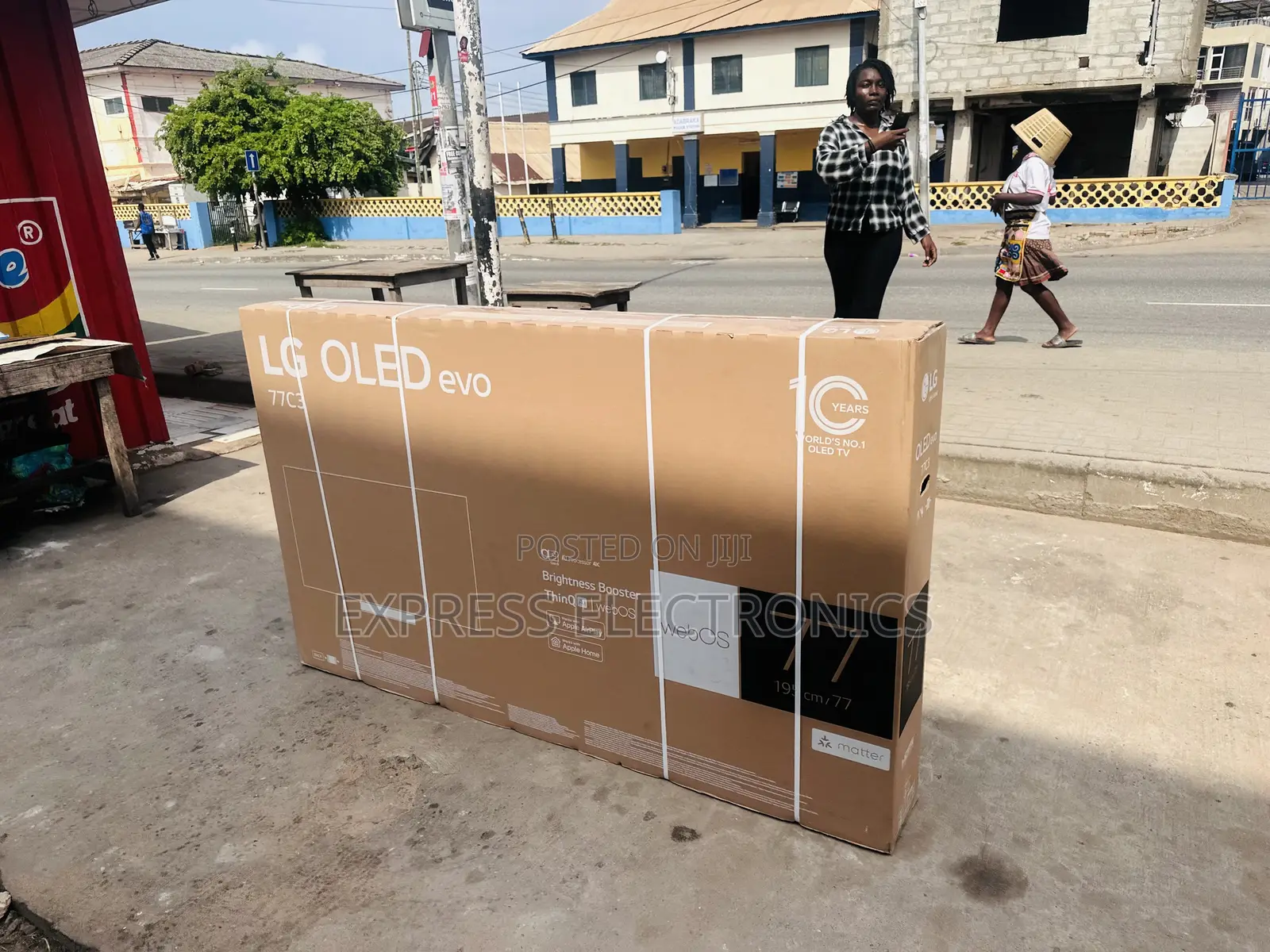 Vibrant Colors Oled Smart Lg 77”C36