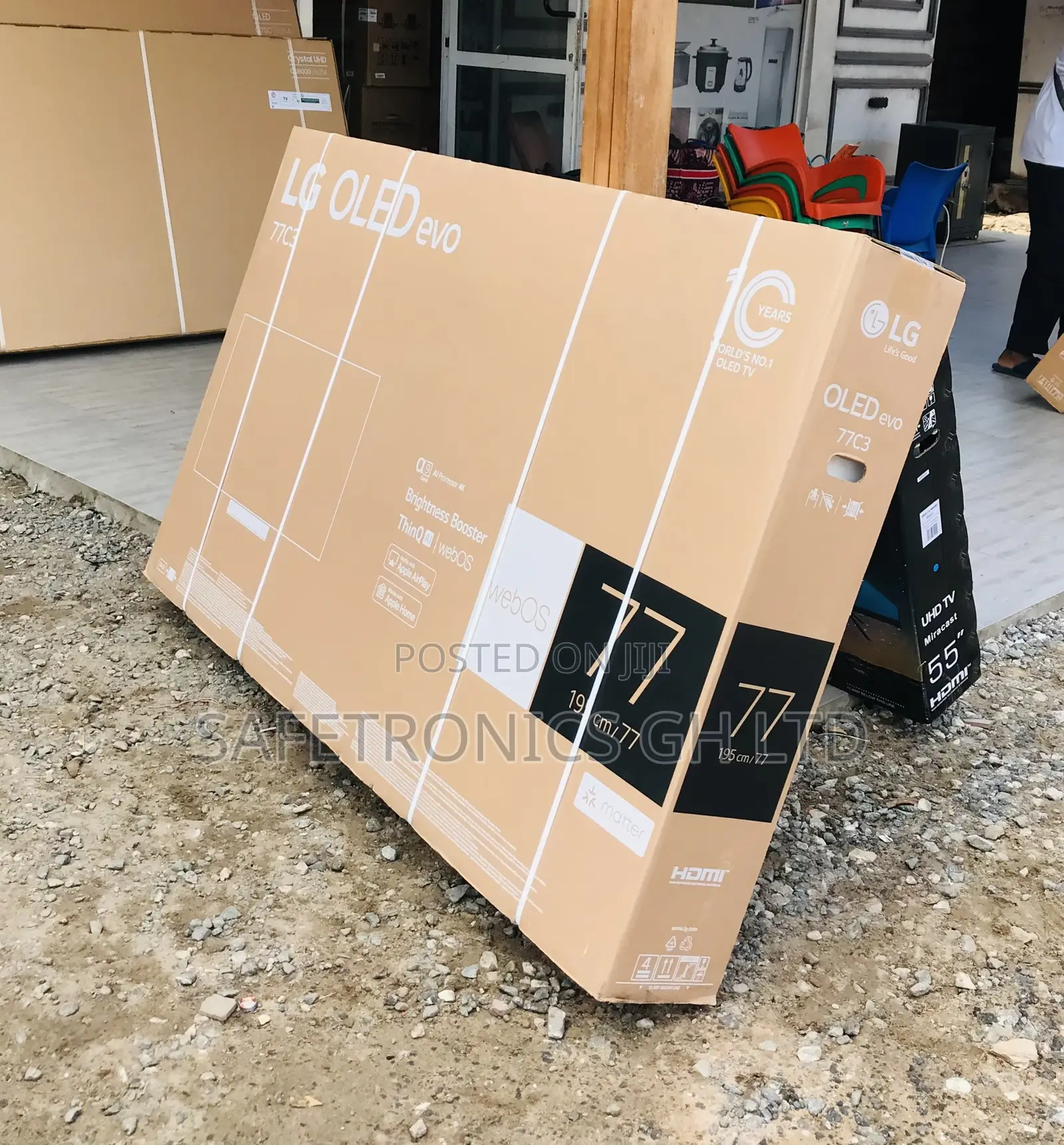 Glossy UHD LG OLED Smart Crystal 77C3 Inches Tv