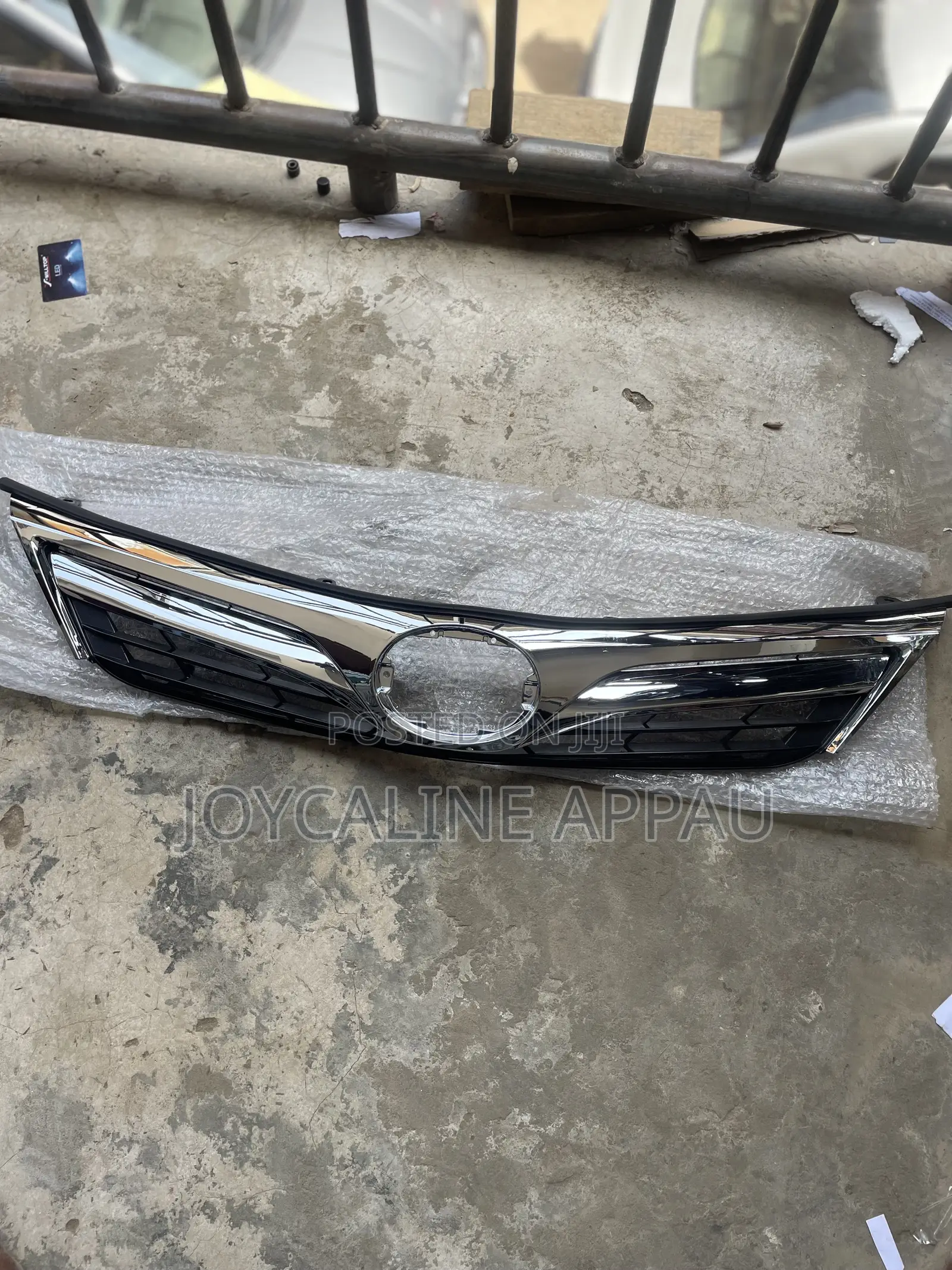 Toyota Carmy Front Grille 2014 Normal