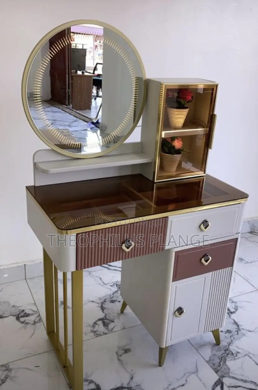 Mable/ Glass Dressing Mirror Set With Light