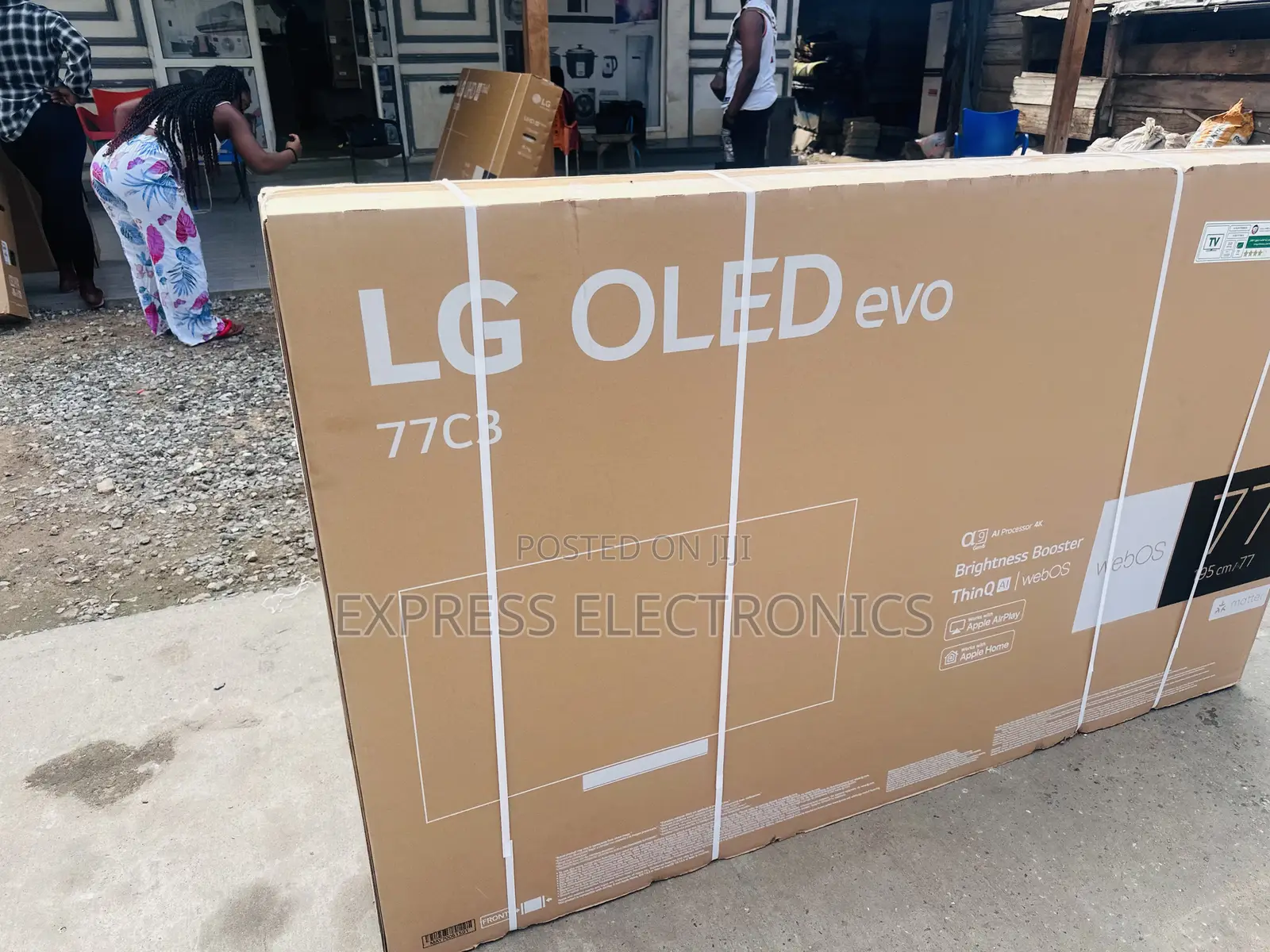 True Cinema Experience OLED LG 77”C36
