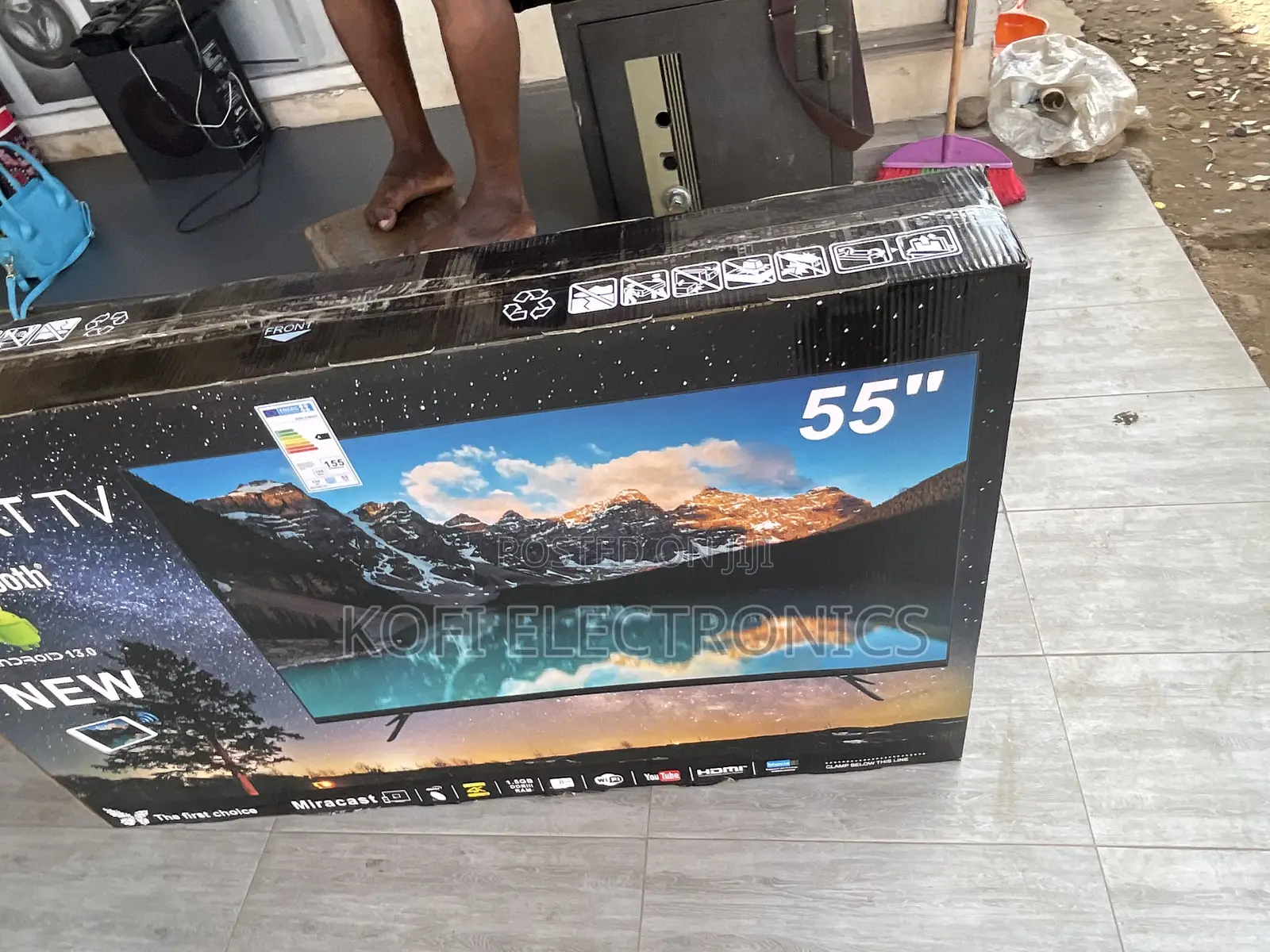 Fabulous Asano 55" Smart TV LED Ultra HD and Android 11