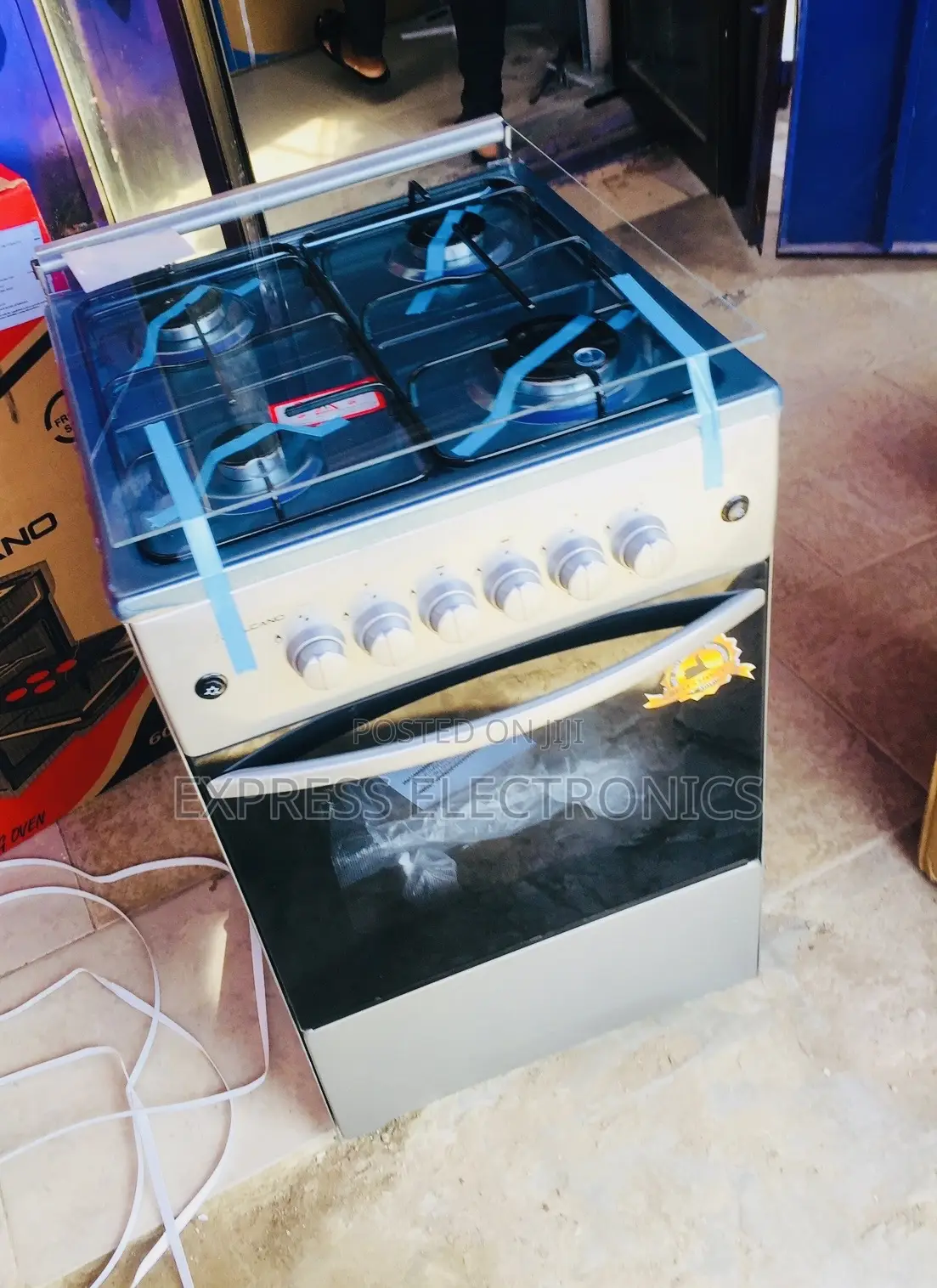 Original Auto Ignition 4burner Stove 50/50 Oven Grill