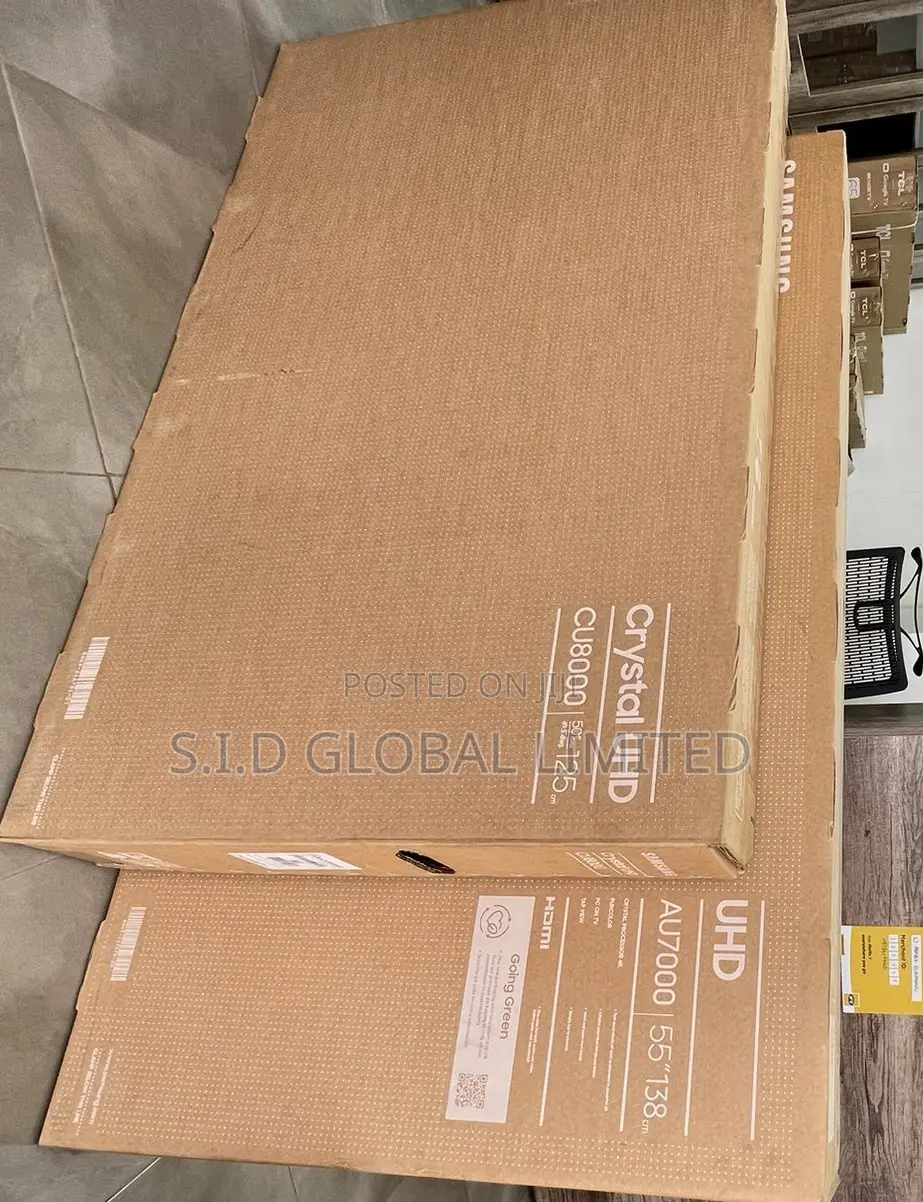 Edgeless Frame Samsung CU8000 Crystal UHD