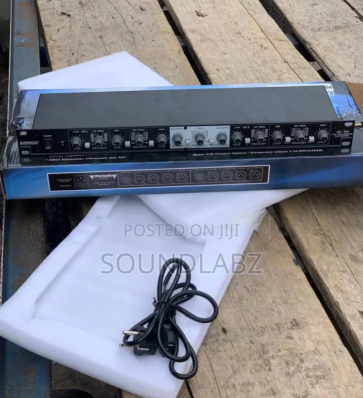 Supermulti 4-way Stereo Crossover With Subwoofer