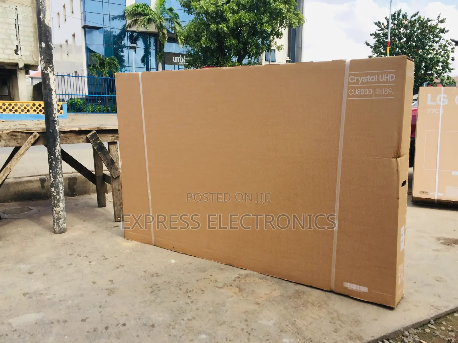 Vivid Clear Pictures UHD Smart Samsung 75”Cu8000