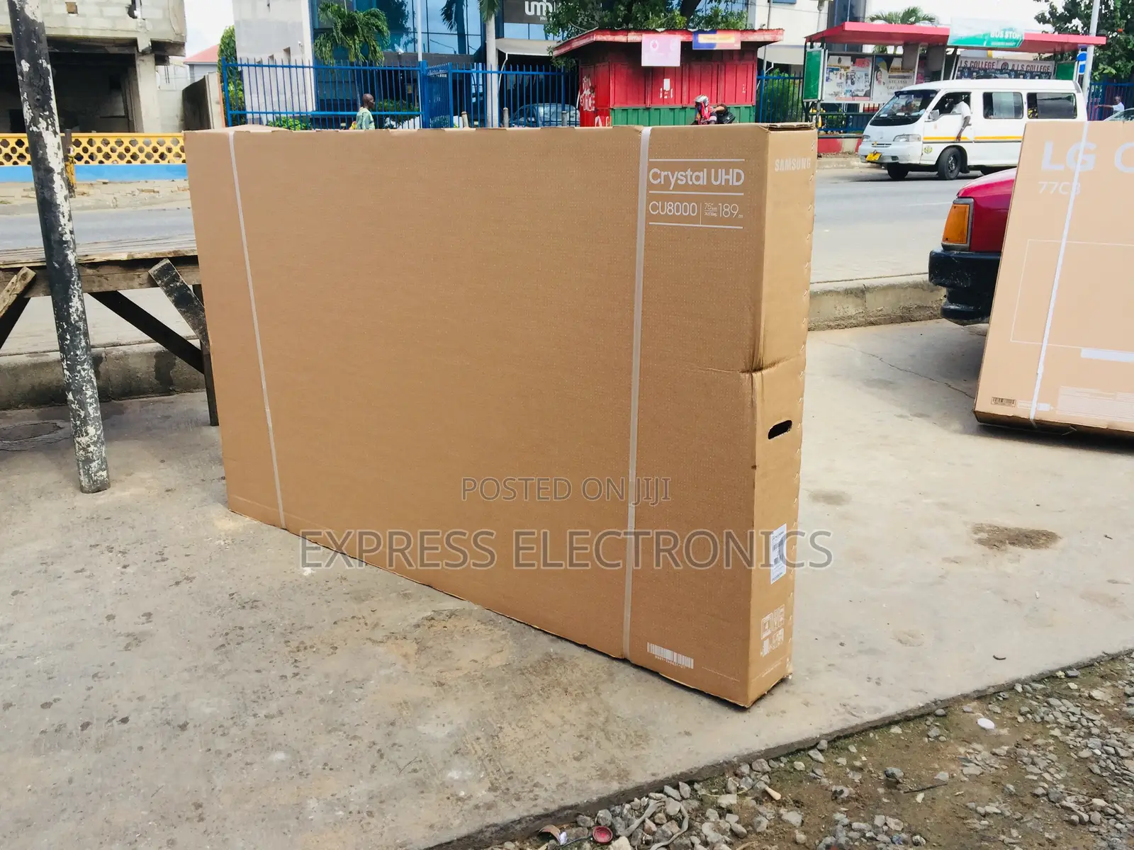 Triluminos Display UHD Smart Samsung 75”Cu8000