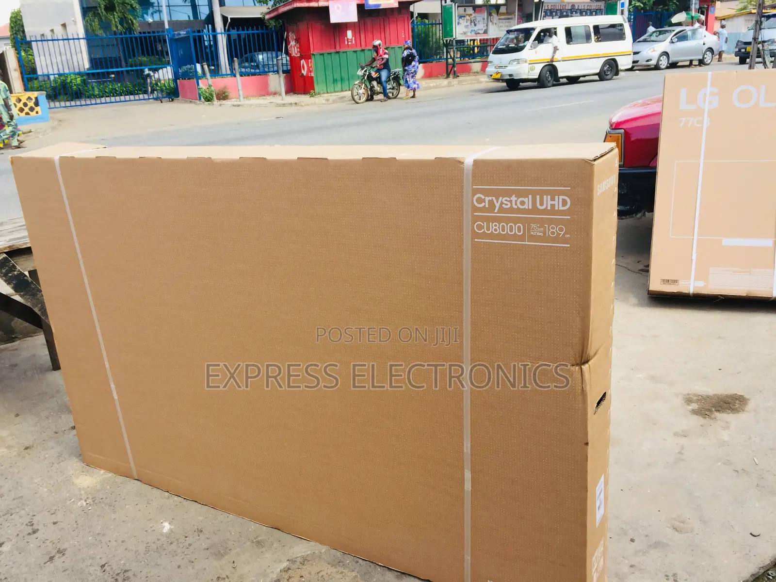 Triluminos Display UHD Smart Samsung 75”Cu8000