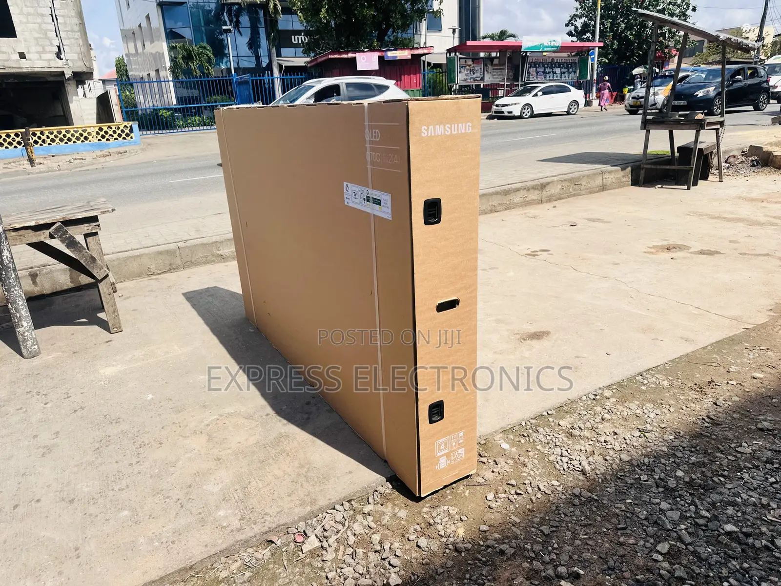 Vivid Clear Qled Smart Samsung 85”Q70c