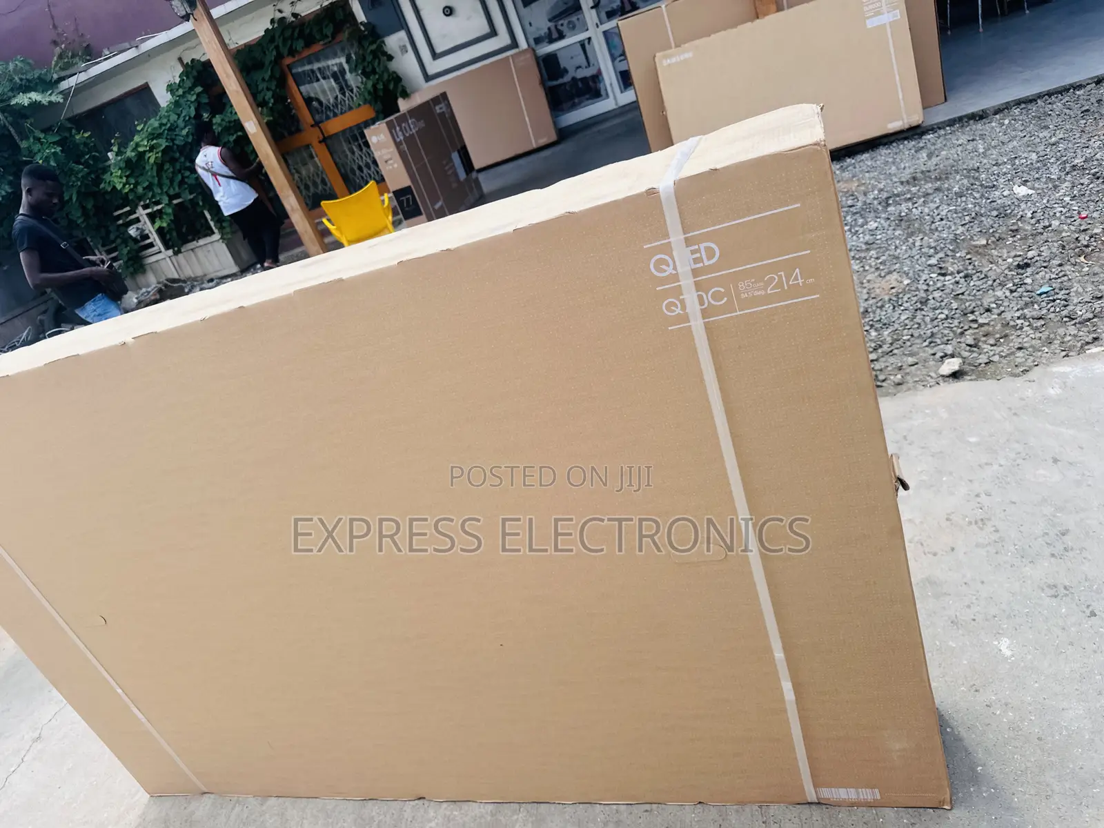 Unlimited Entertainment Qled Smart Samsung 85”Q70c