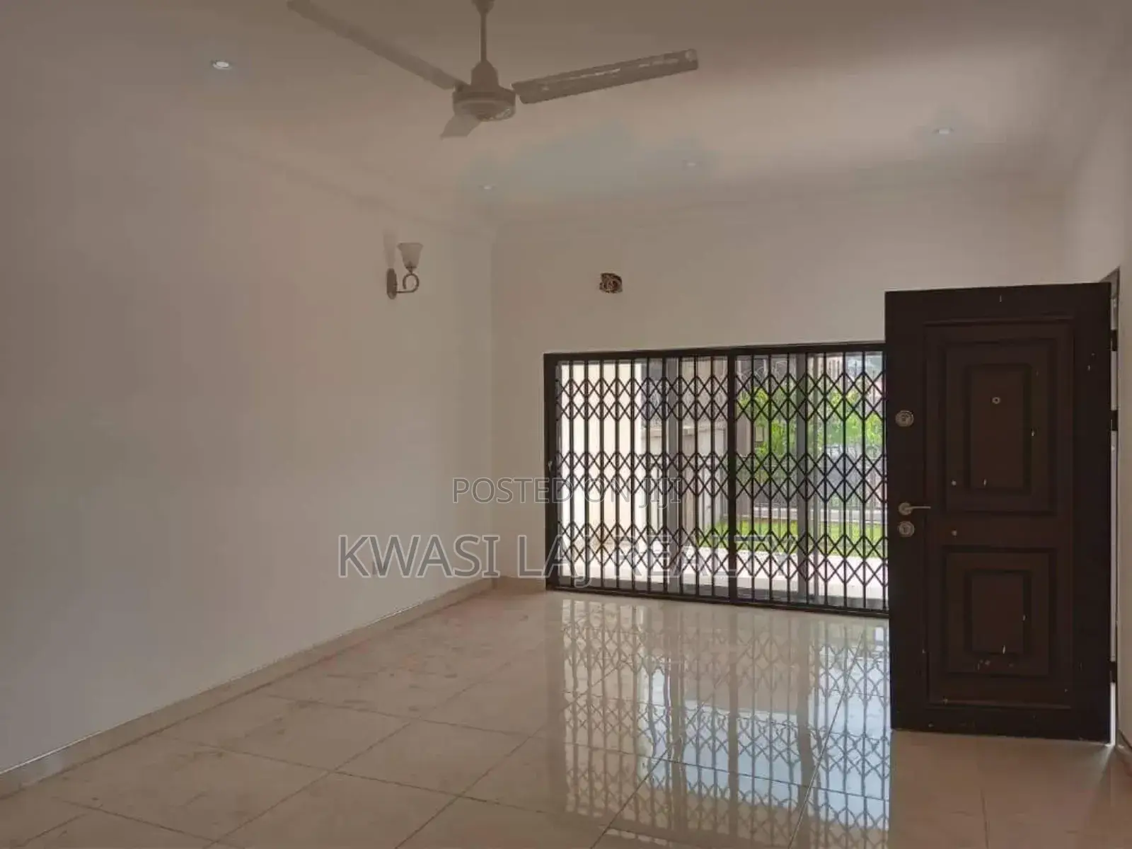 3bdrm House in Broadcasting, Weija for sale