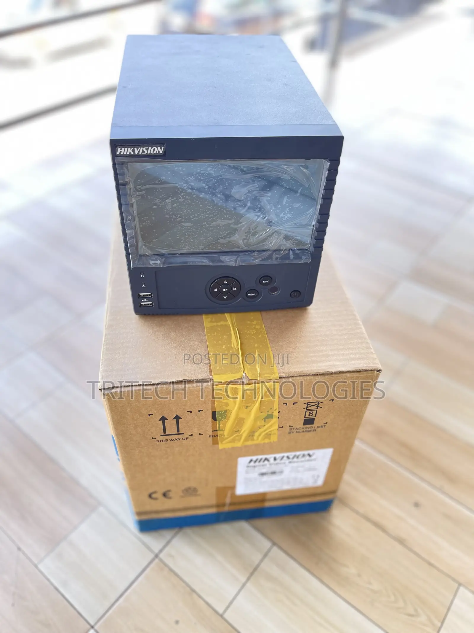 Hikvision Ds-8104ahwli-Sp 5mp DVR 8ch ++ NVR 4port All in 1