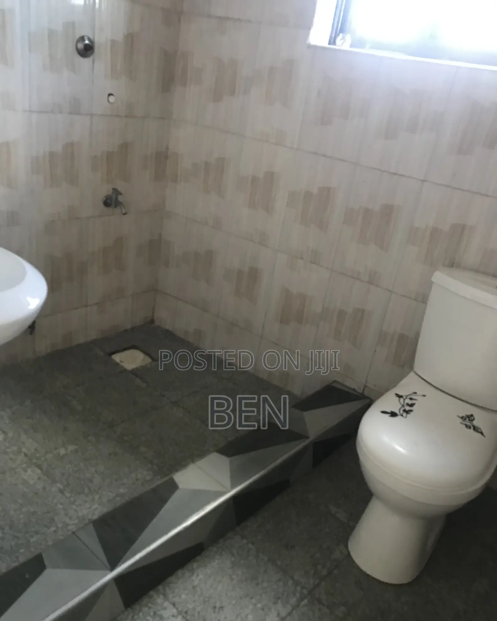 Furnished 1bdrm Apartment in Alajo for rent