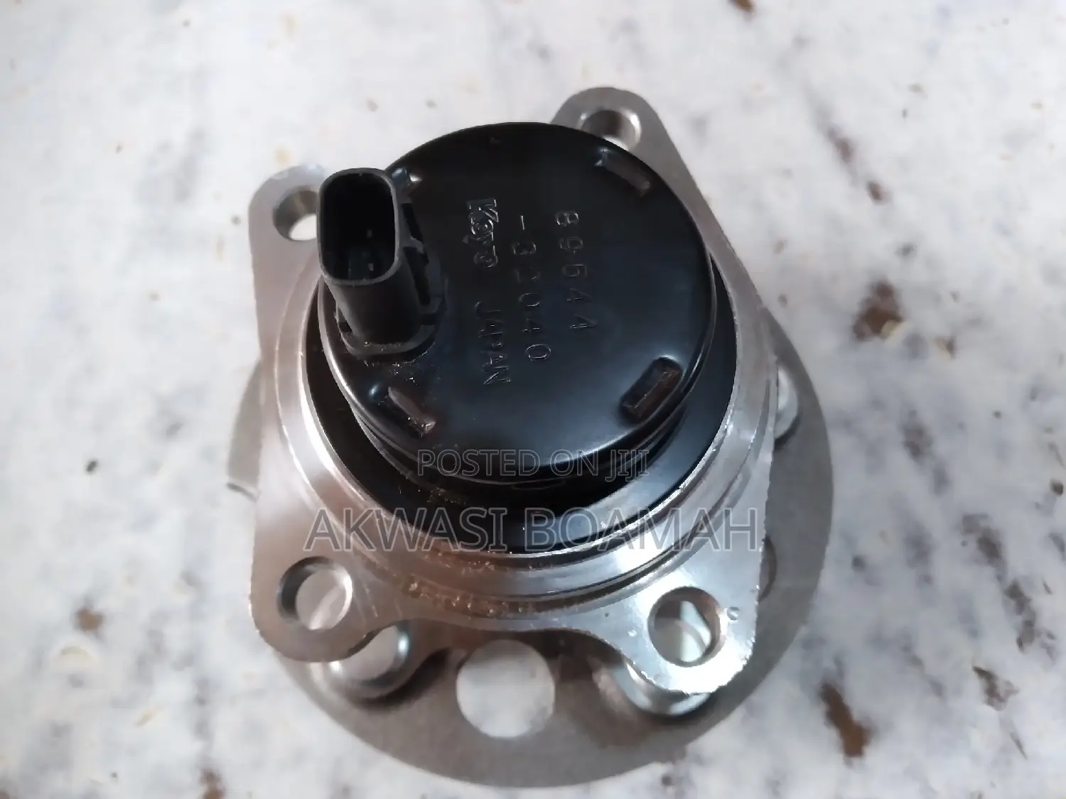 Toyota Corolla Back Wheel Hub 2003 - 2014