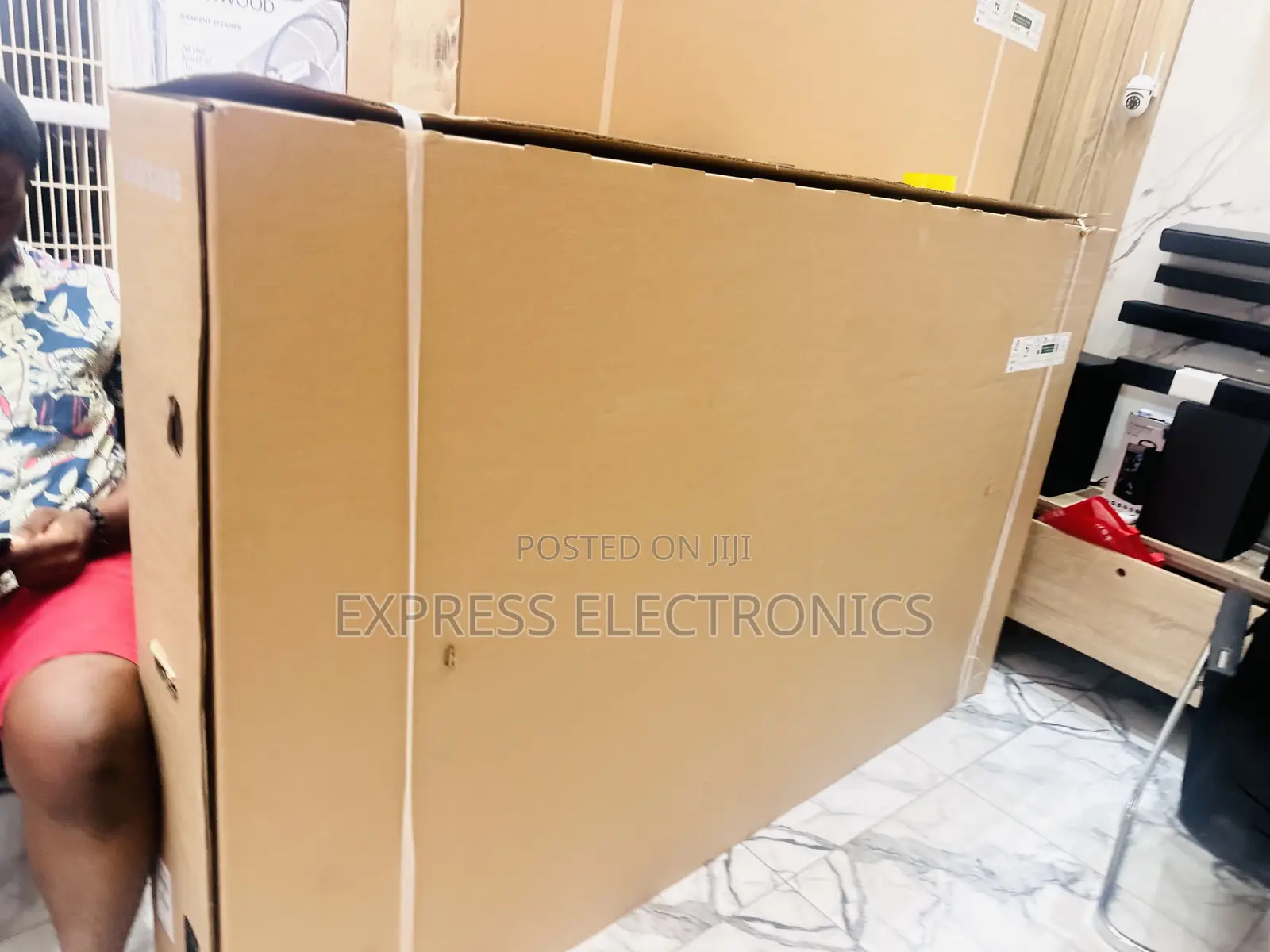 Clear Volume Qled Samsung Tv Smart 85”Q70c