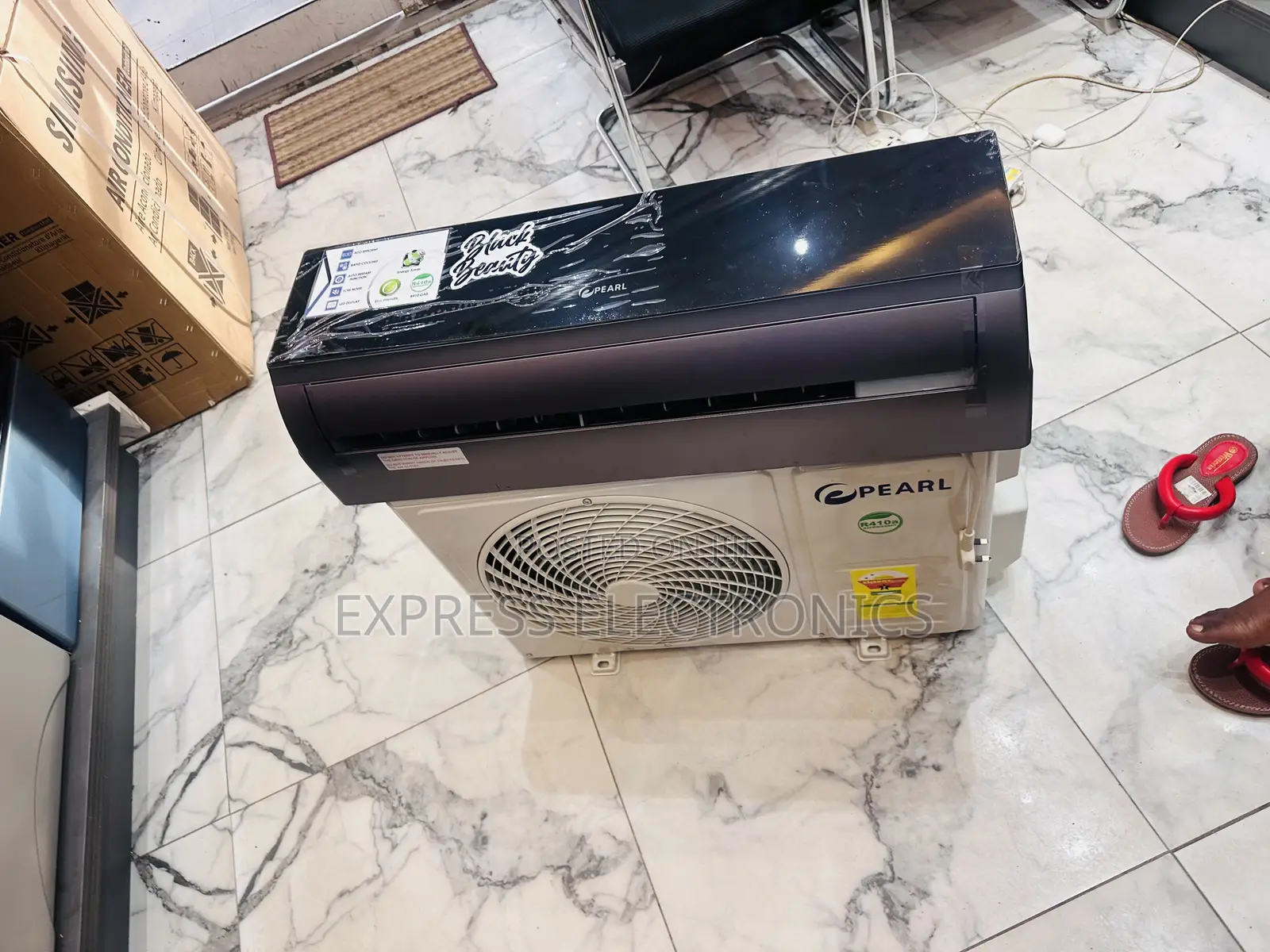 Black Mirror 2.5hp Split R410 Gas Pearl 
