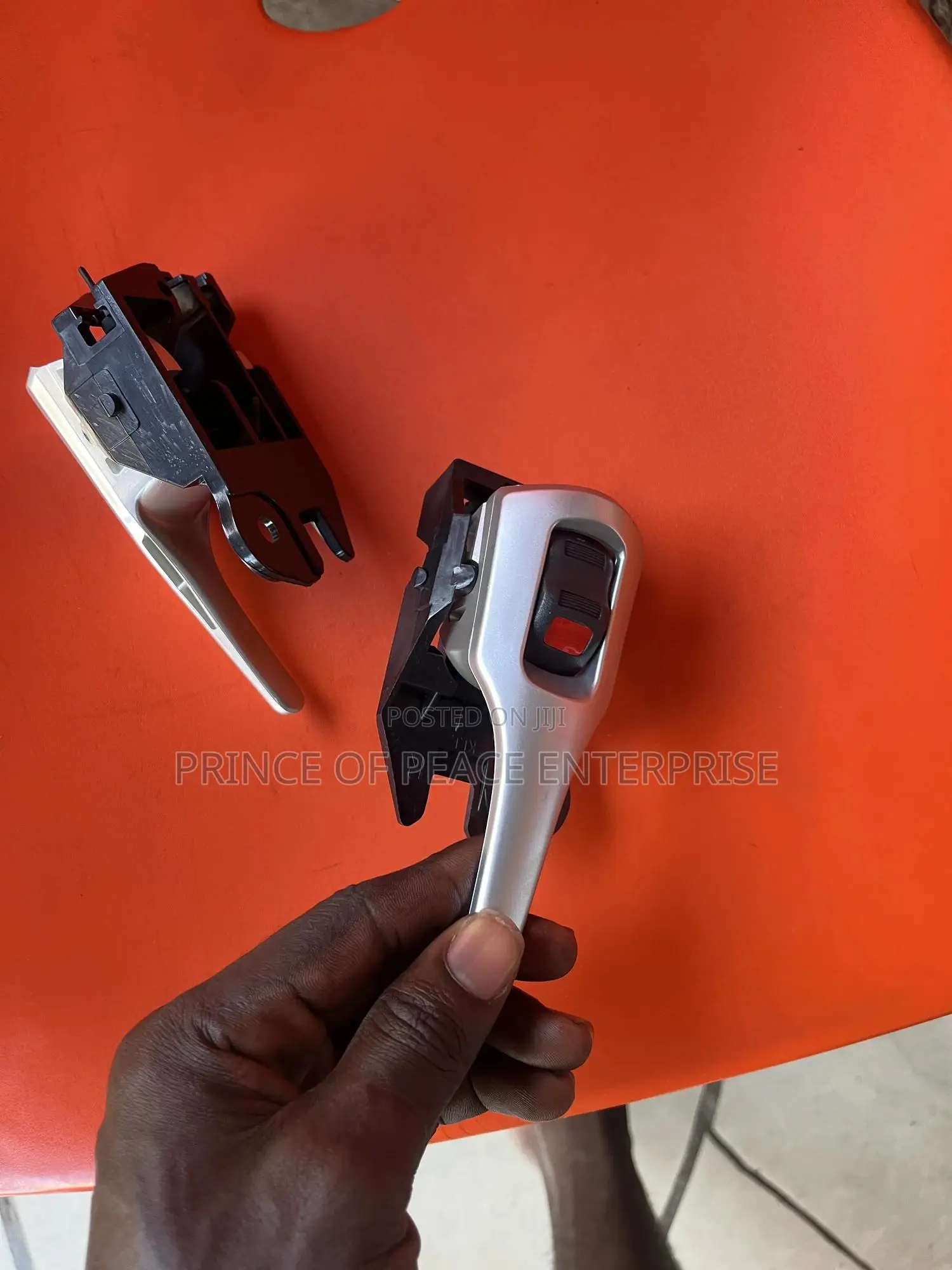 Pontiac Vibe Inside Door Handles
