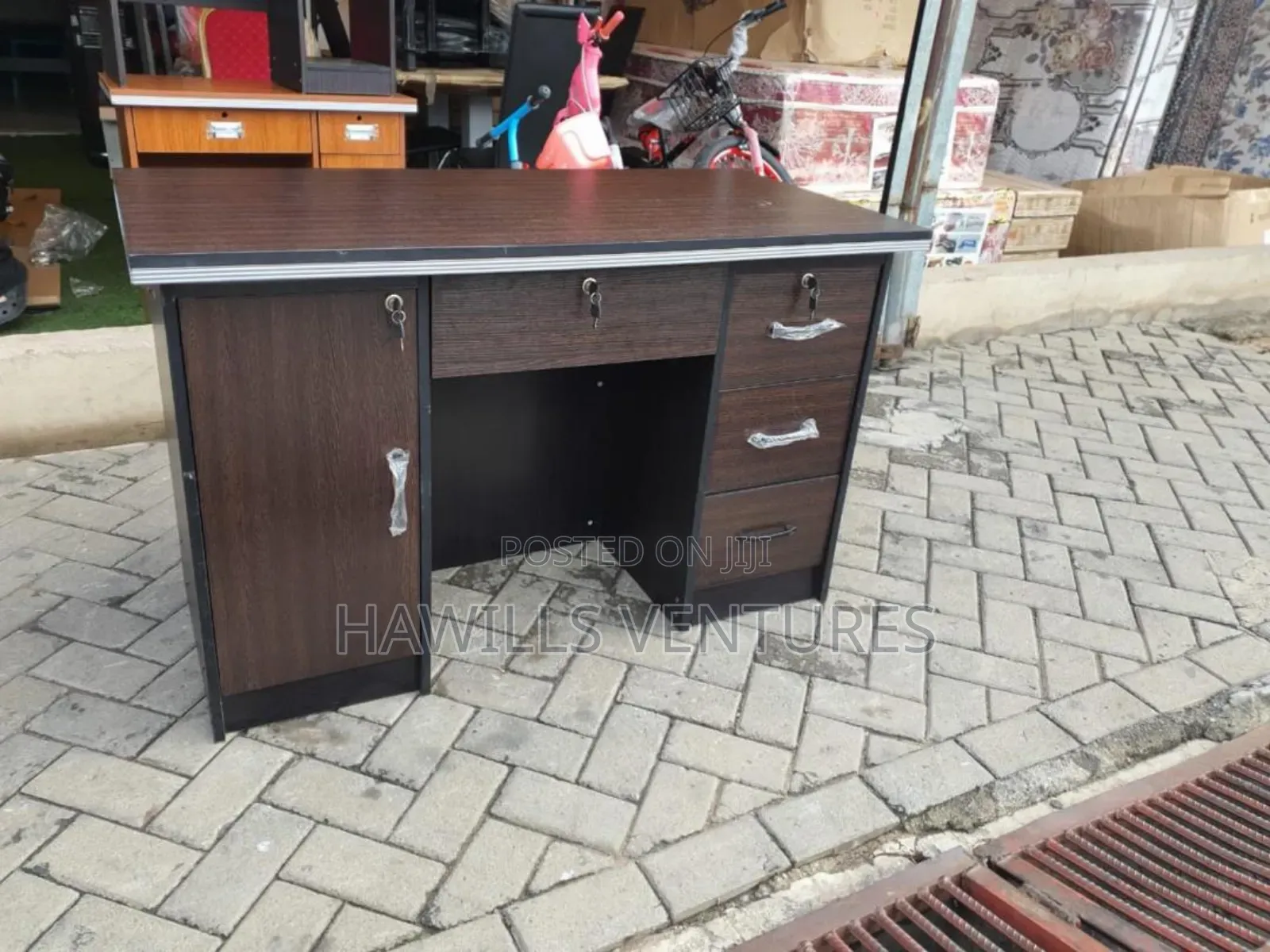 Newly Constructed Office Table