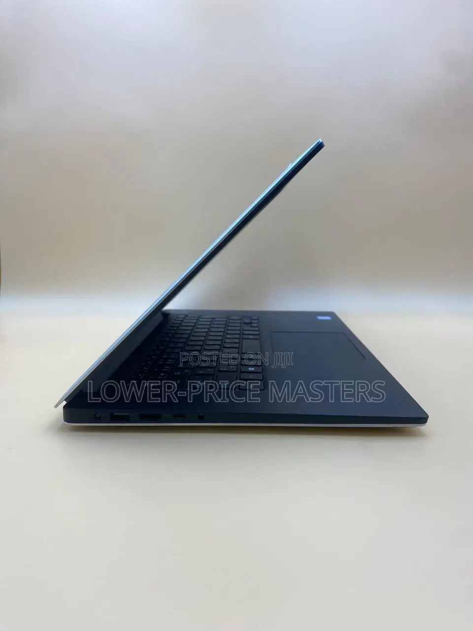 New Laptop Dell Precision 5530 16GB Intel Core I7 SSD 256GB