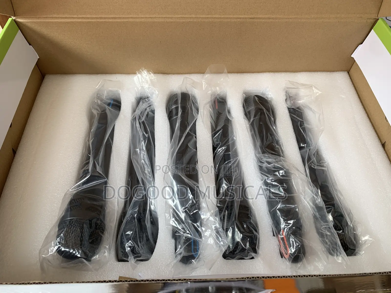 SHURE a-6 6in1 Digital Wireless Microphone