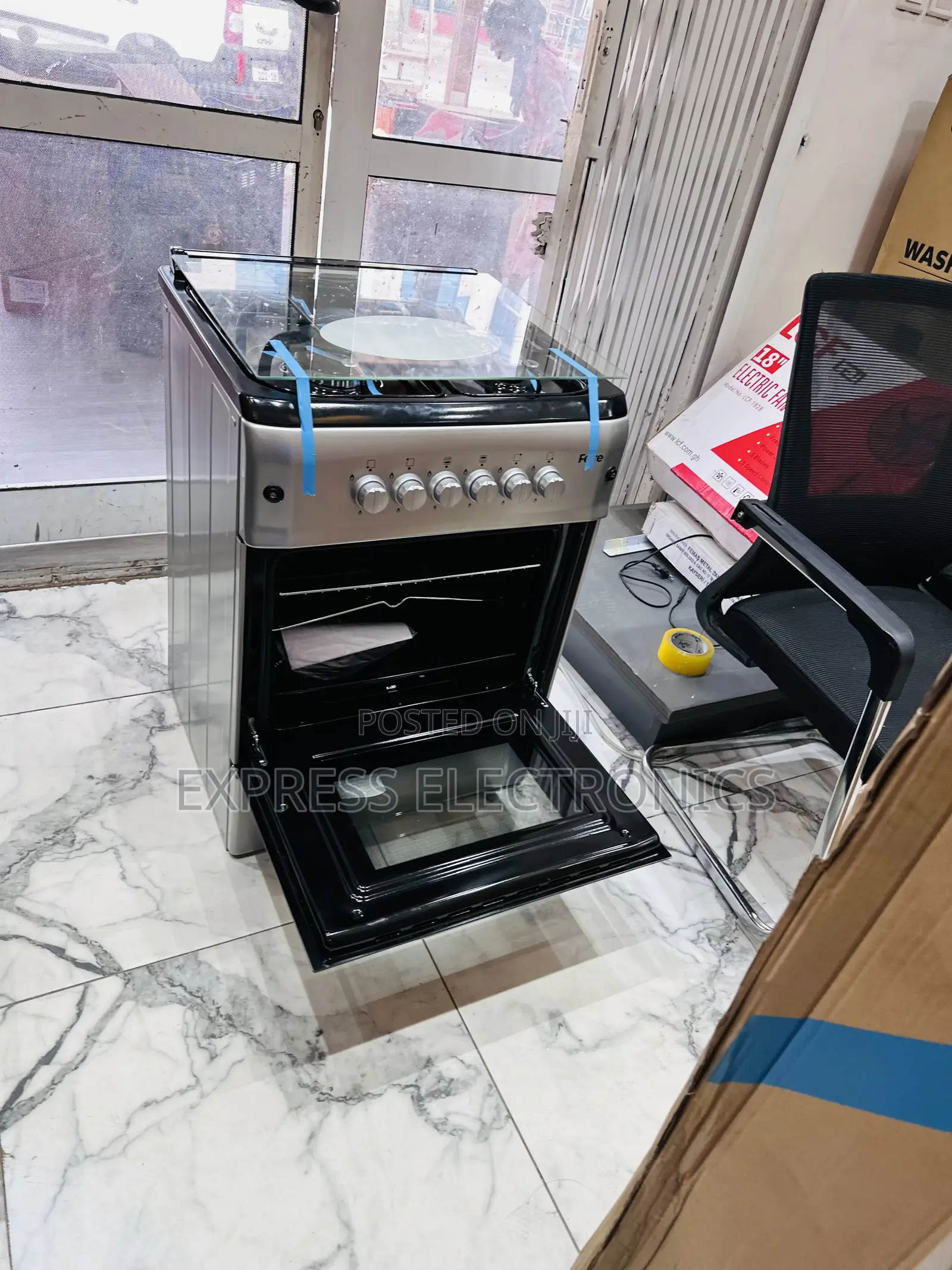 60/60 Smart Ferre Gas Stove Oven Grill 4burner